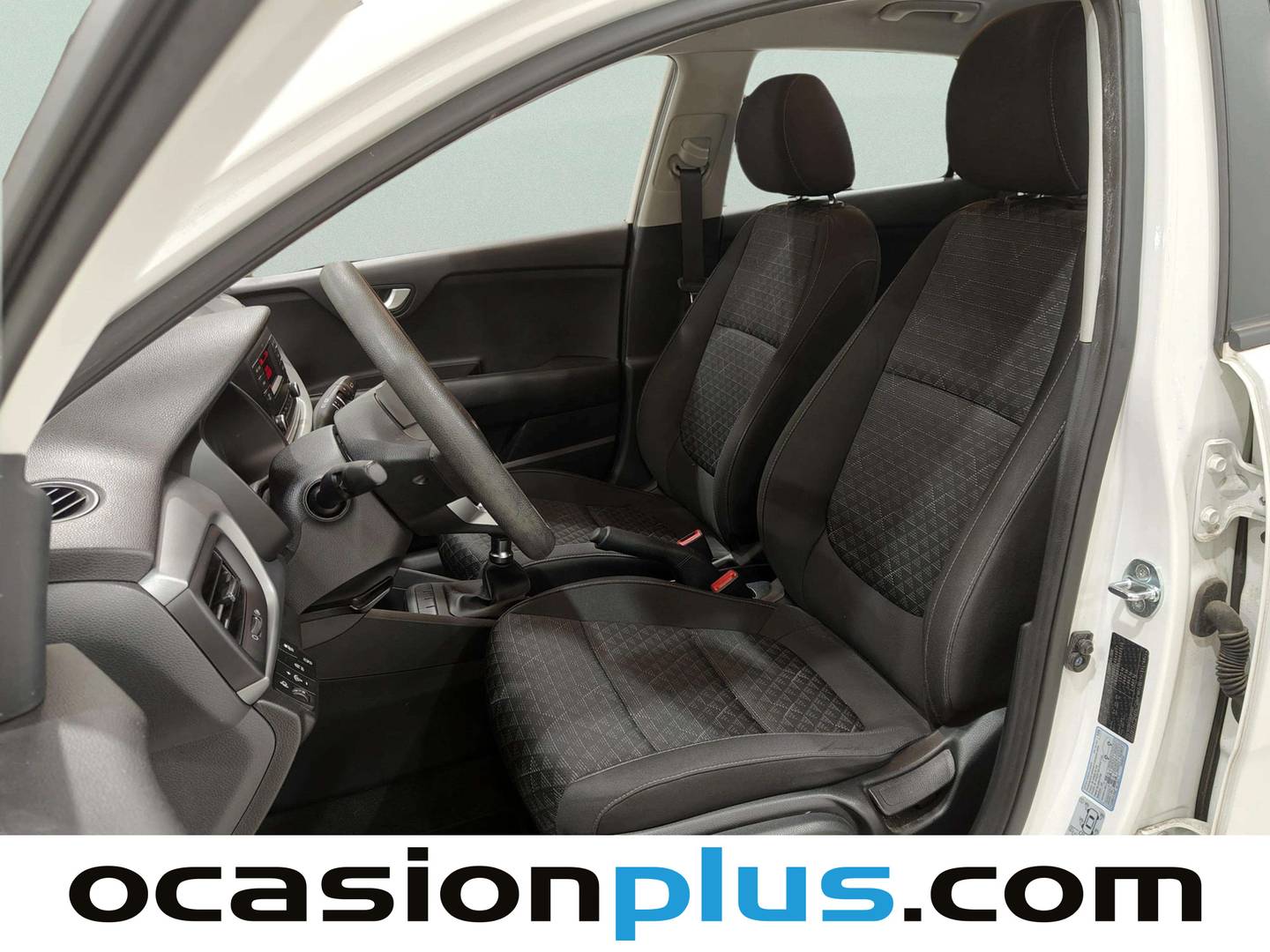 Foto asientos delanteros KIA Rio KIA Rio 1.2 DPi Concept (84 CV)