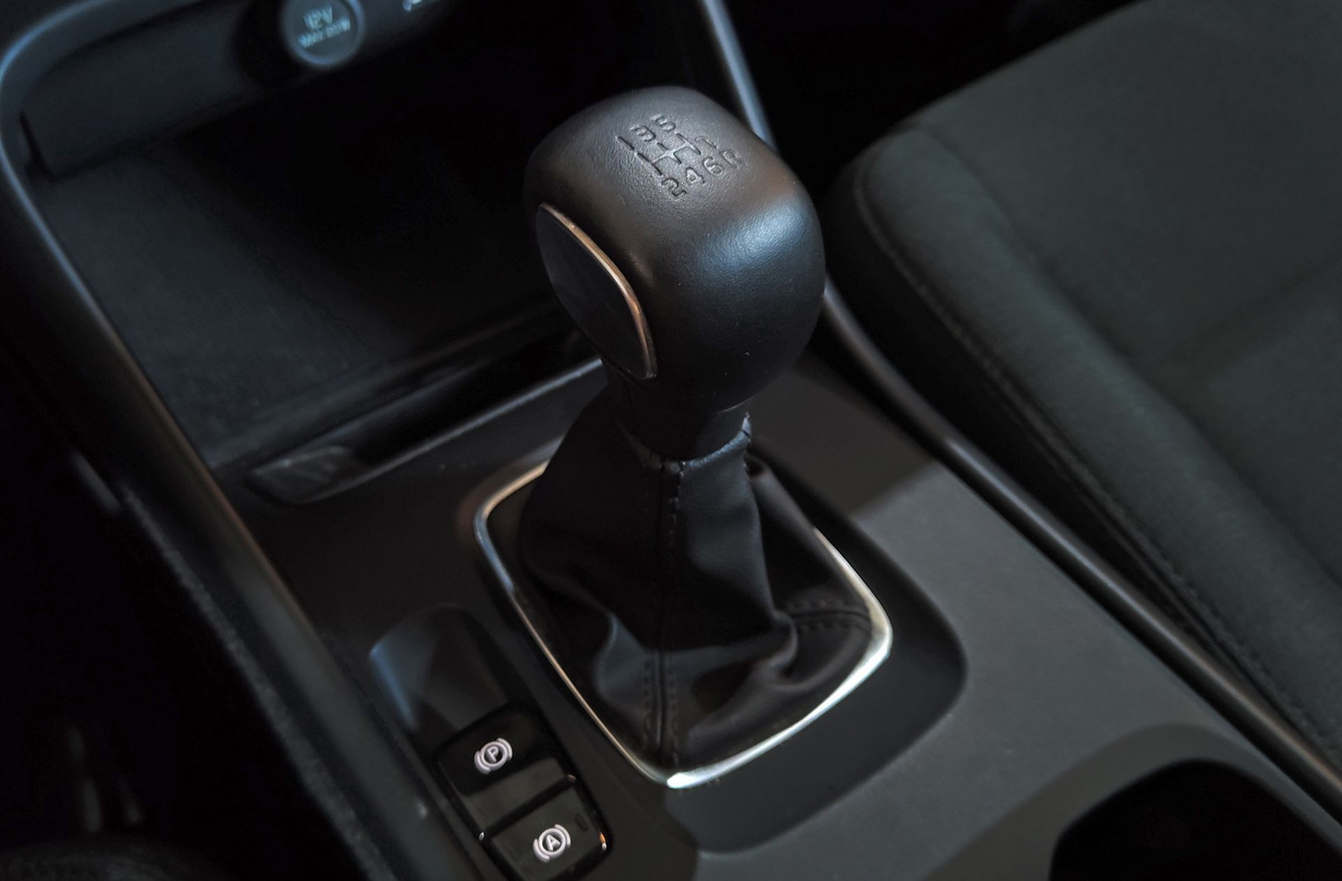 Volvo XC40 T2 Essential - foto 5