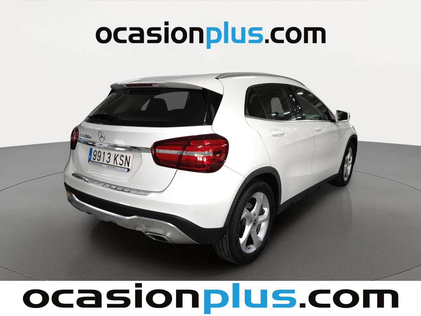Foto trasera Mercedes GLA Mercedes GLA GLA 200 d (136 CV) derecha