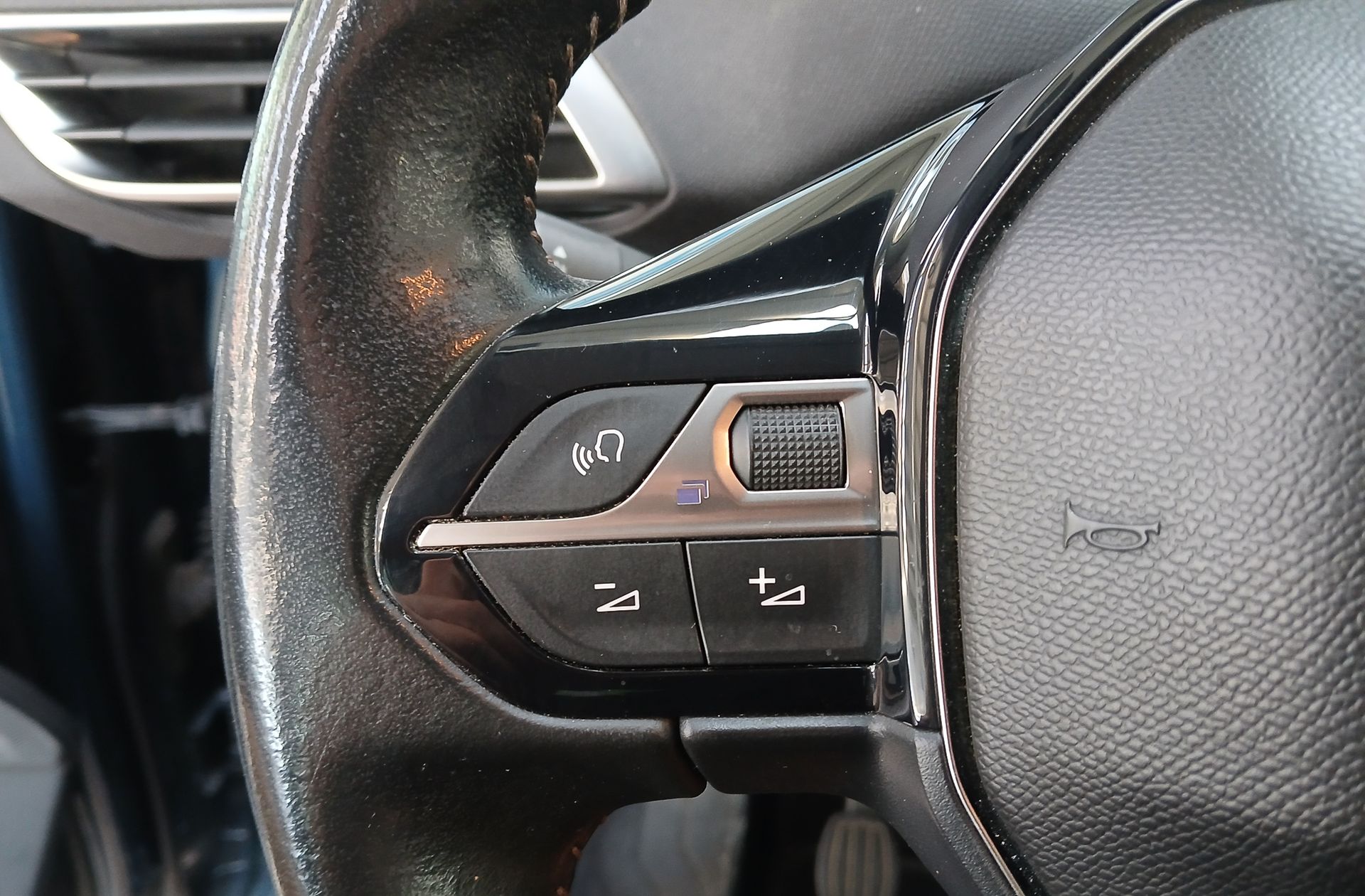 Peugeot 3008 BlueHDi 130 Active Pack - foto 28