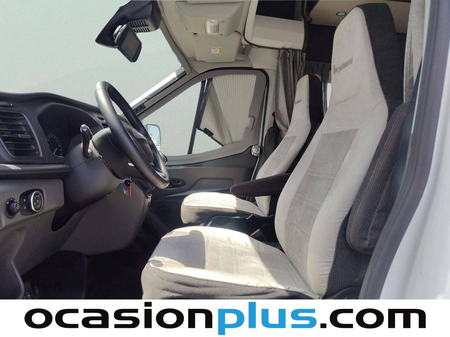 Foto asientos traseros Benimar Tessoro 483 Benimar Tessoro 483 483 2.0D (170 CV)
