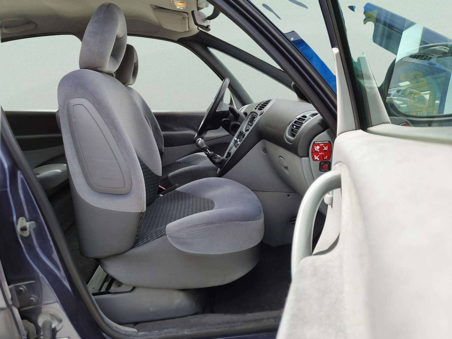 Citroën Xsara Picasso Citroen Xsara Picasso 1.6 HDI SX (92 CV) diésel