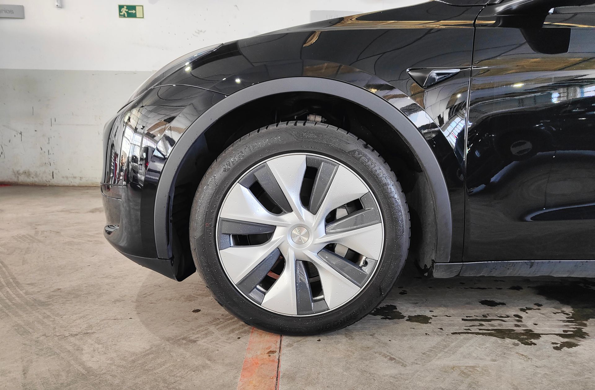 Tesla Model Y Tracción Trasera RWD - foto 34