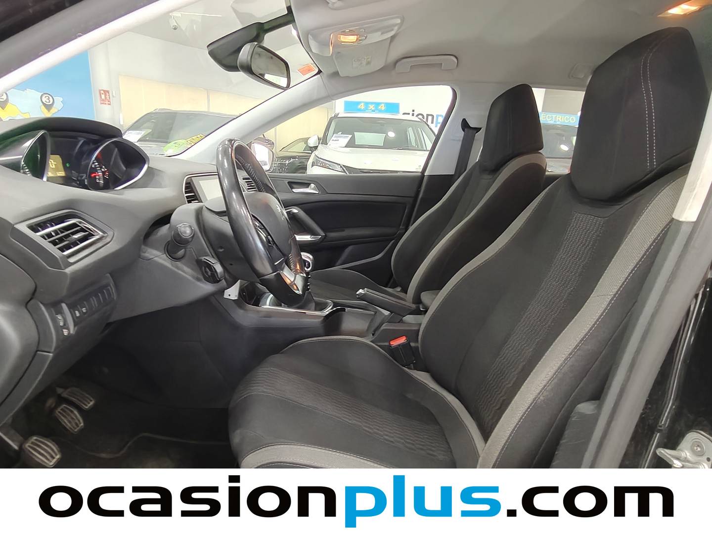 Foto asientos delanteros Peugeot 308 Peugeot 308 SW PureTech 130 S&S Style  (130 CV)