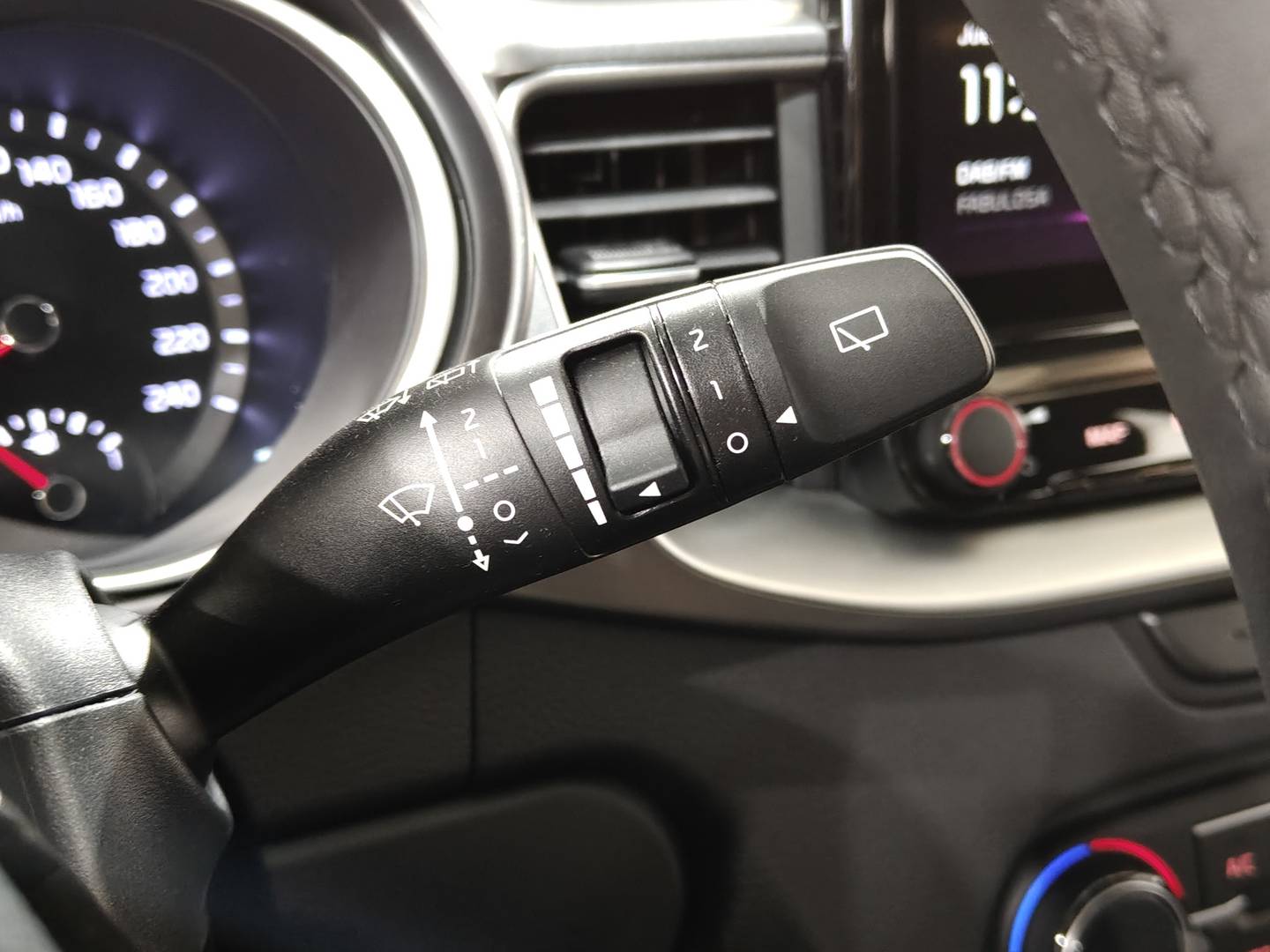 Foto KIA XCeed Kia XCeed 1.5 MHEV iMT Drive (140 CV)