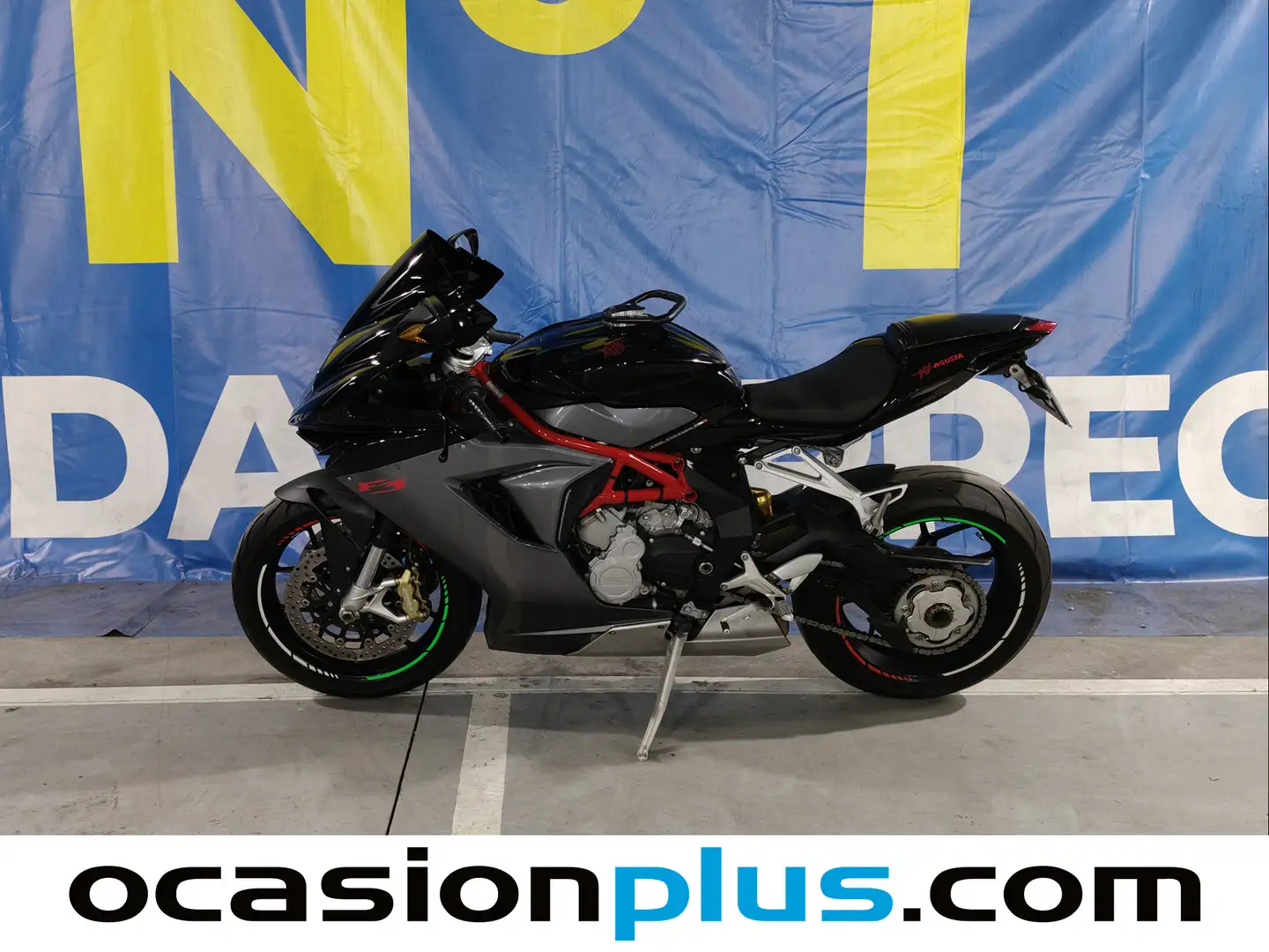 Foto MV Agusta F3 675 94 Kw (128 Cv) MV Agusta F3 675 94 Kw (128 Cv) F3 675 (128 Cv)