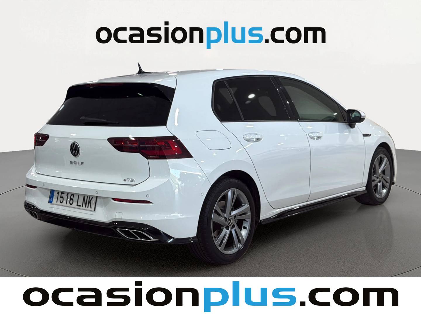 Foto trasera Volkswagen Golf Volkswagen Golf R-Line 1.5 eTSI (150 CV) DSG derecha
