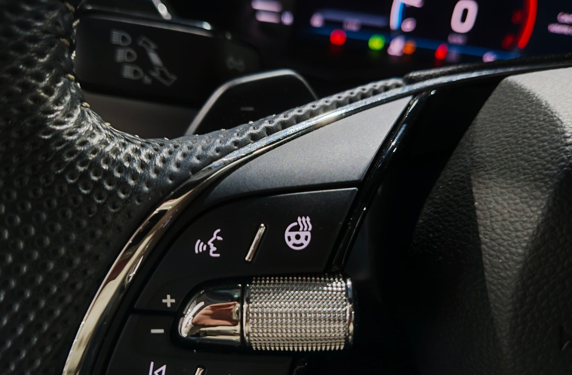 Škoda Superb 1.5 TSI Sport Line DSG - foto 9