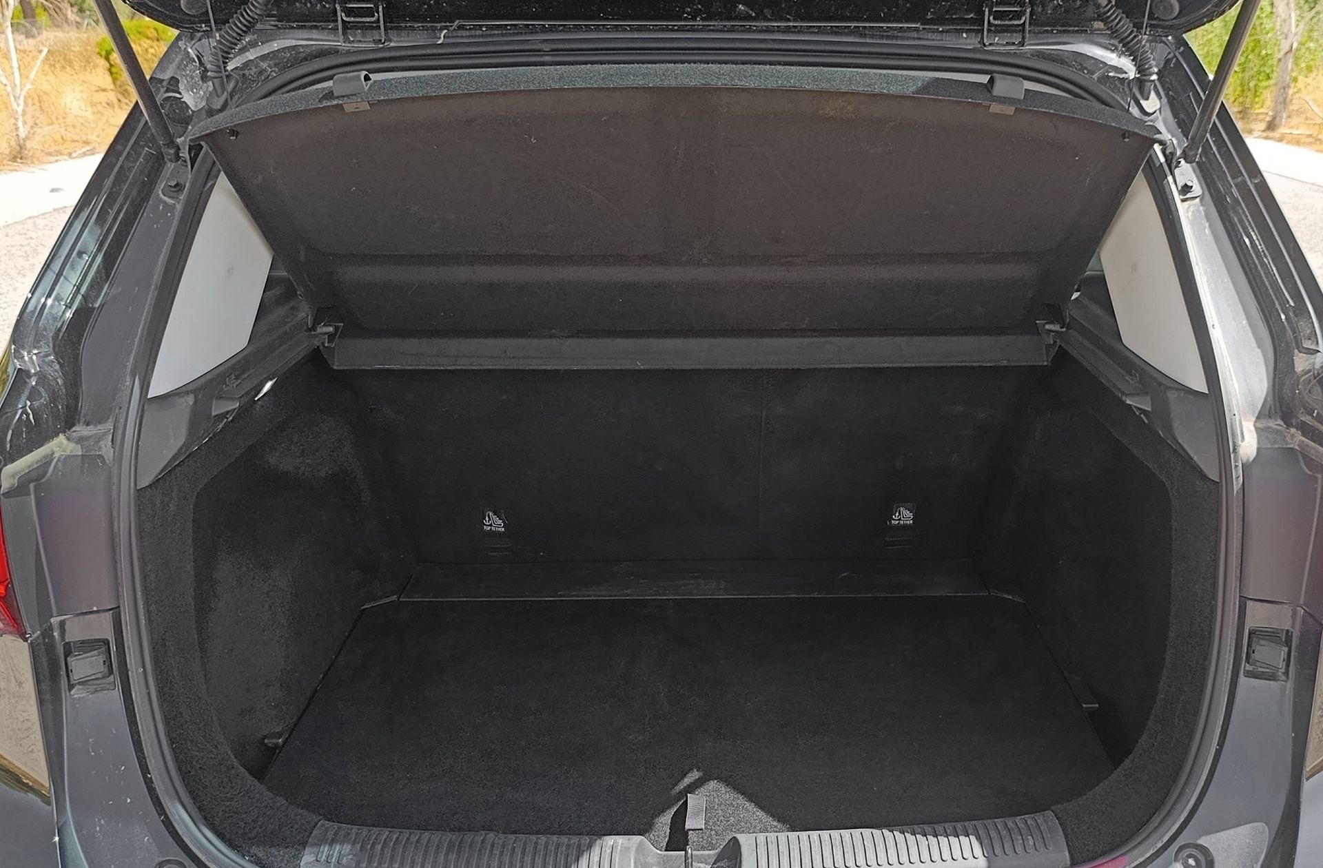MG ZS 1.5 Hybrid+ Luxury - foto 16