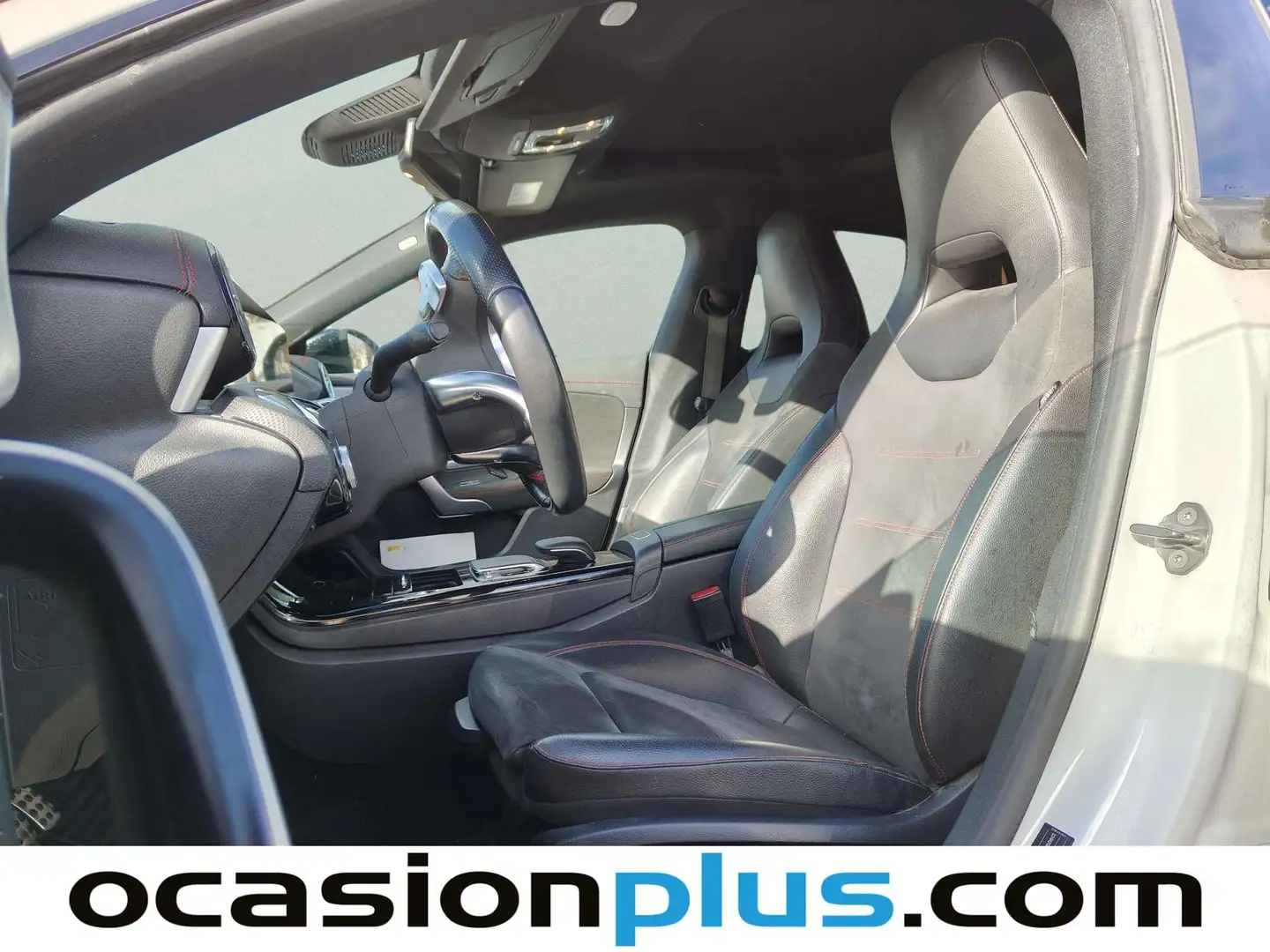 Foto Mercedes CLA Mercedes-Benz CLA Shooting Brake CLA Shooting Brake 220 d (190 CV) Pack AMG