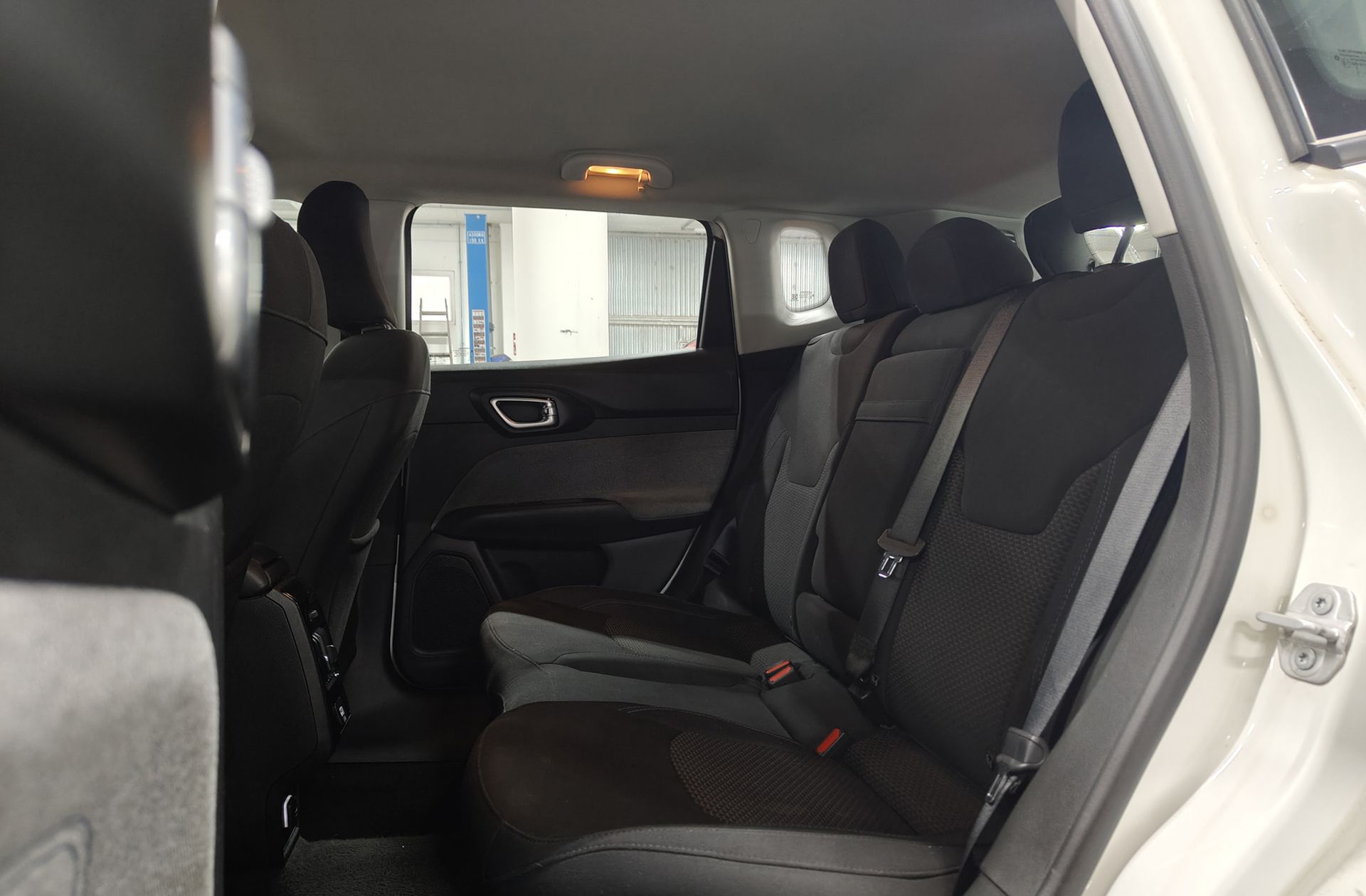 Jeep Compass 1.6 MultiJet Longitude 4x2 - foto 10