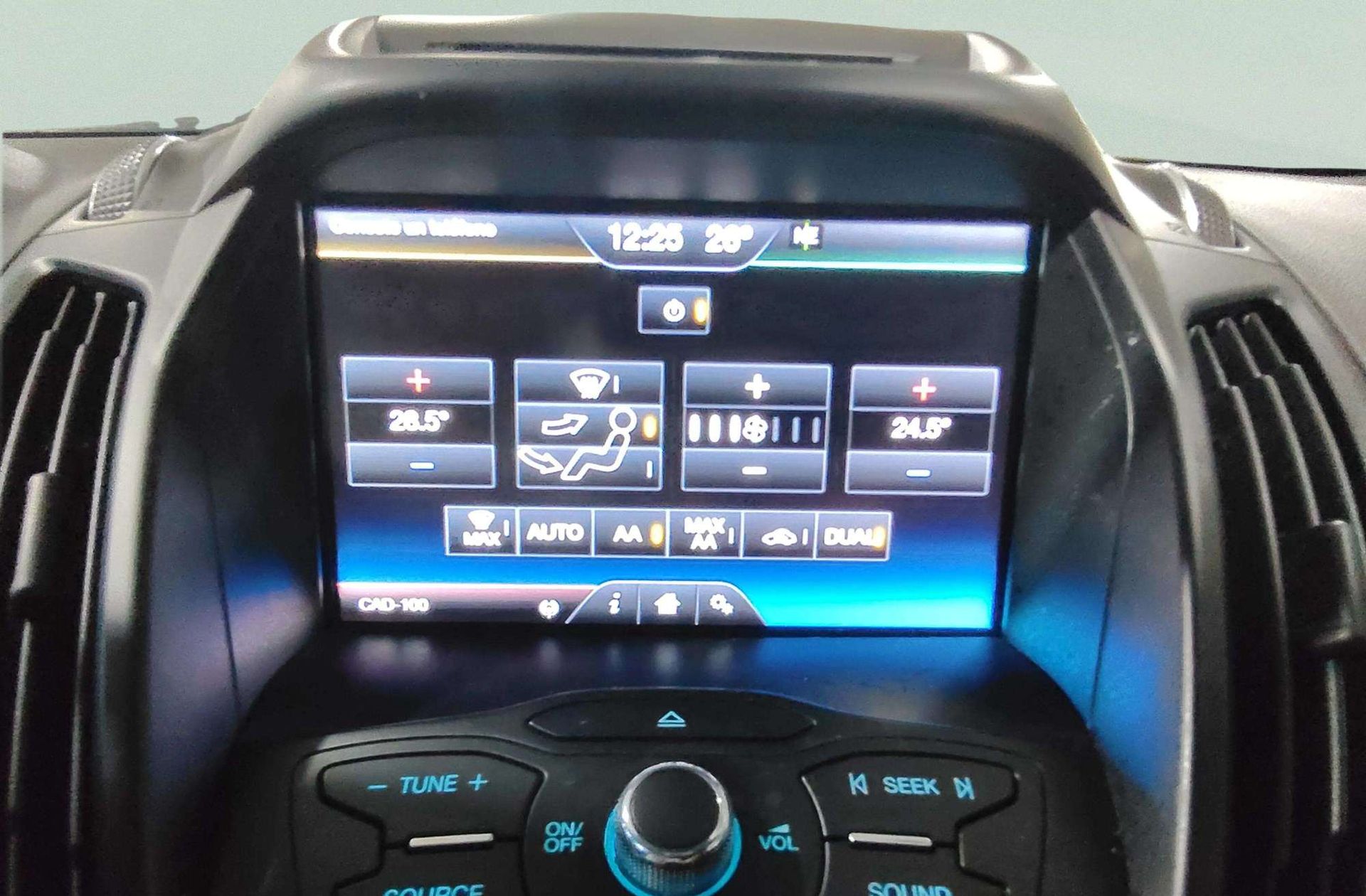 Ford Kuga 2.0 TDCi Titanium 4x2 - foto 26