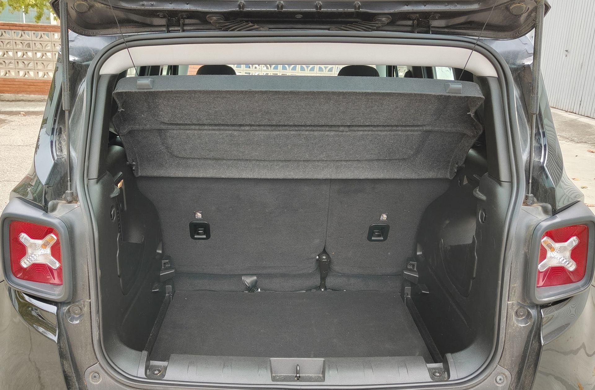 Jeep Renegade eHybrid 1.5 Limited ATX - foto 14