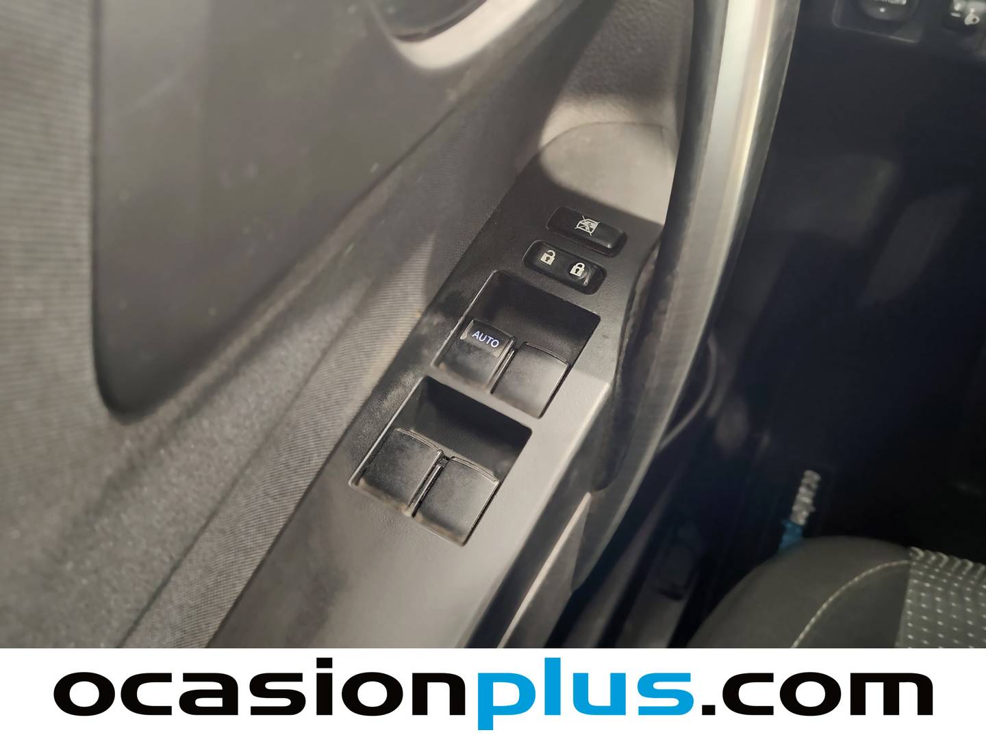 Toyota Auris Toyota Auris 130 Touring Sports Active (132 CV) al mejor precio