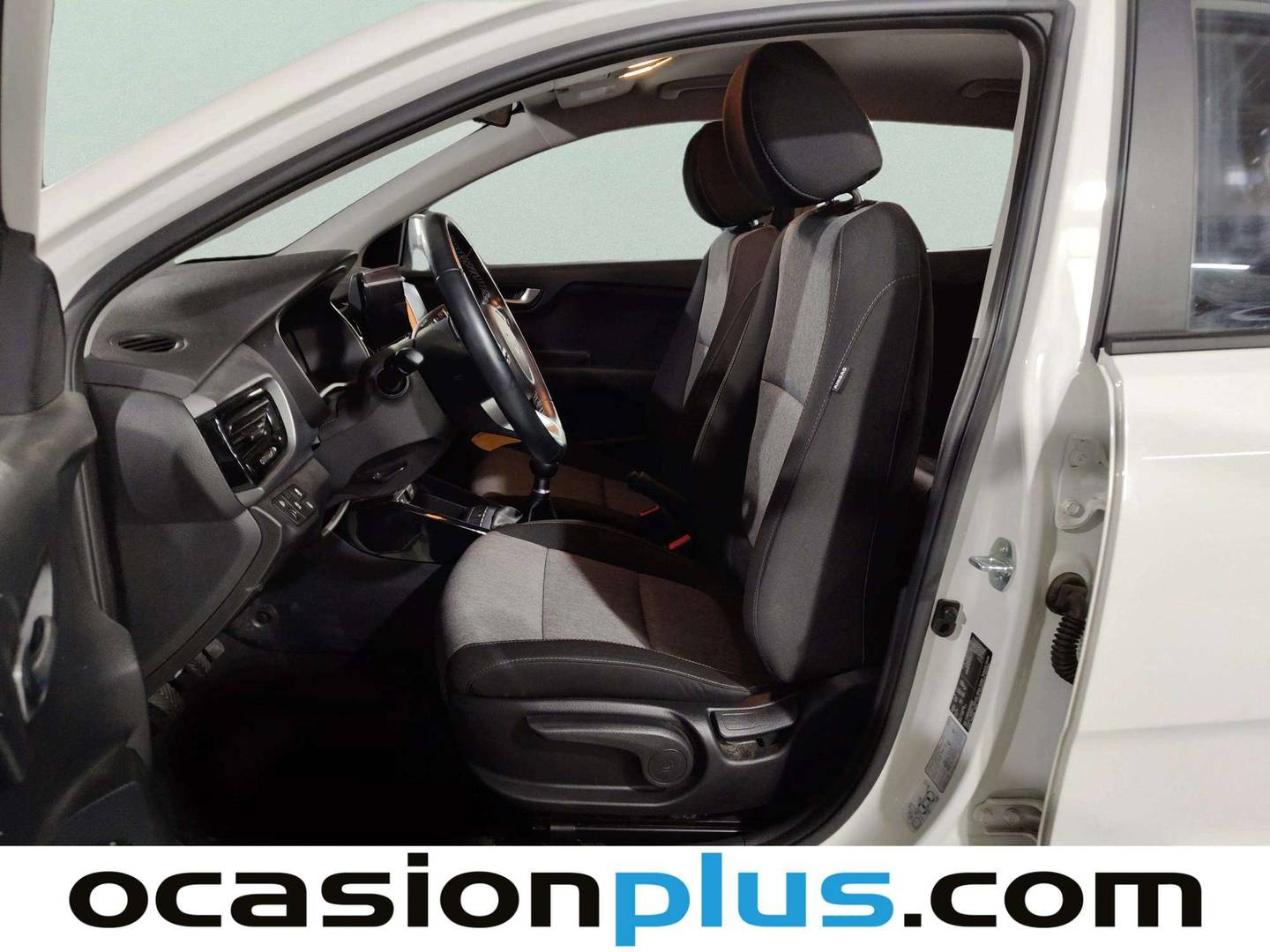 Foto asientos delanteros KIA Stonic KIA Stonic 1.2 DPi Drive (79 CV)