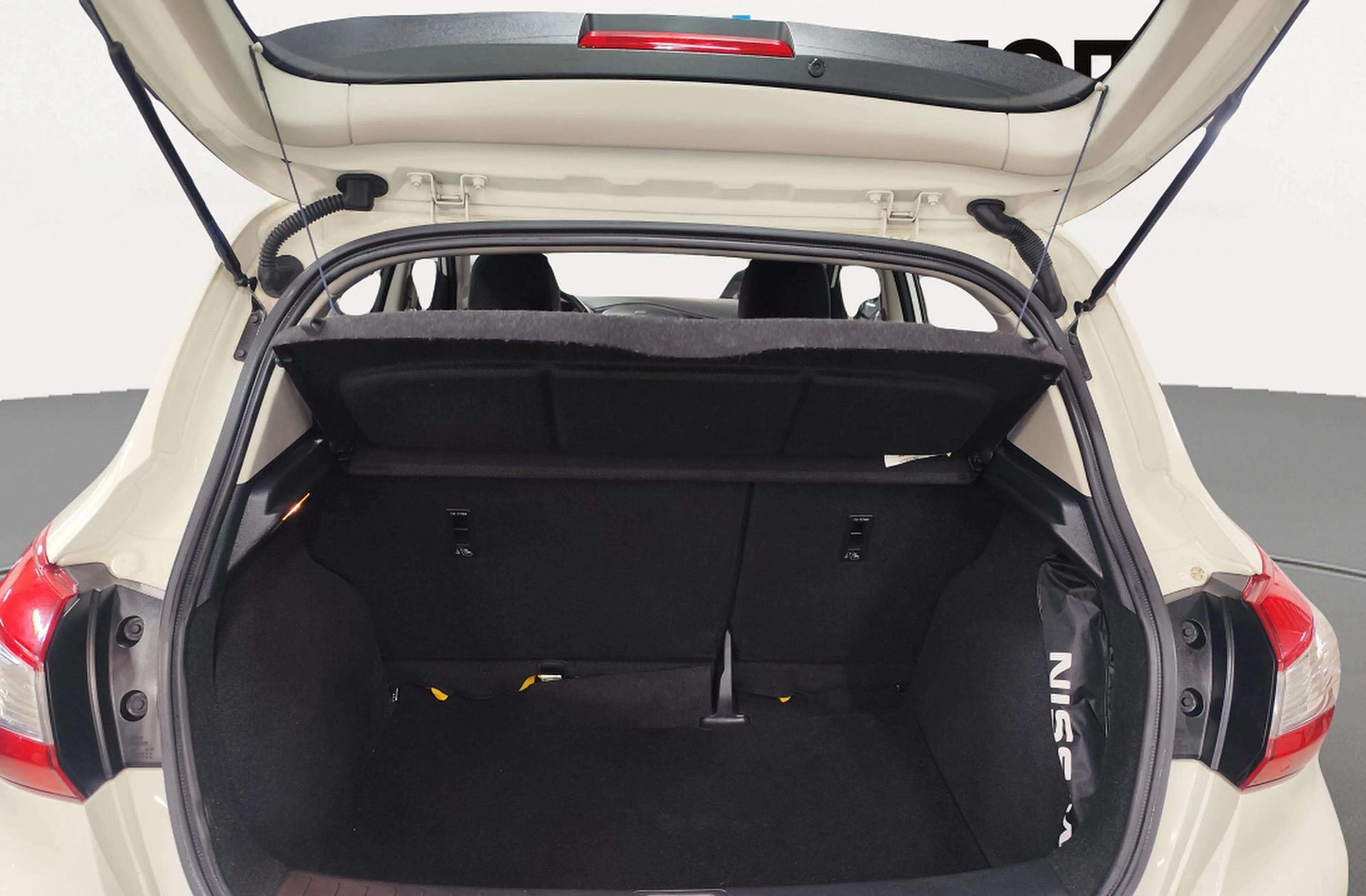Nissan Pulsar 1.2 DIG-T Acenta - foto 12