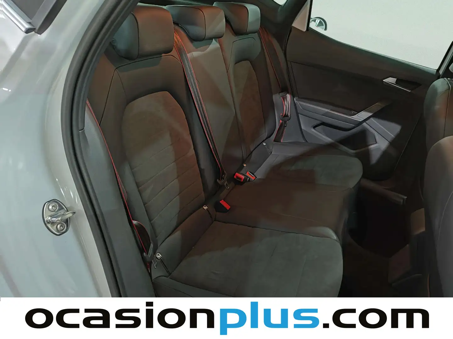 Foto Seat Arona SEAT Arona 1.5 TSI FR XL DSG (150 CV)