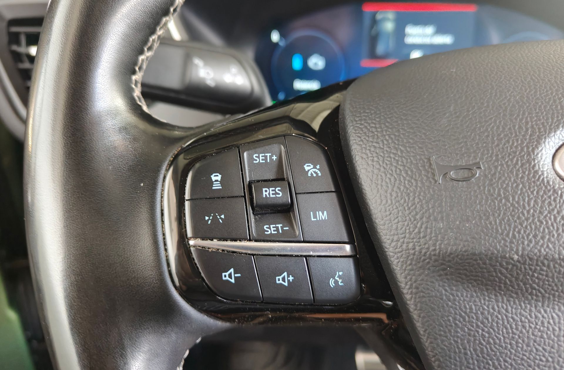 Ford Kuga 2.5 Duratec PHEV Active X - foto 30