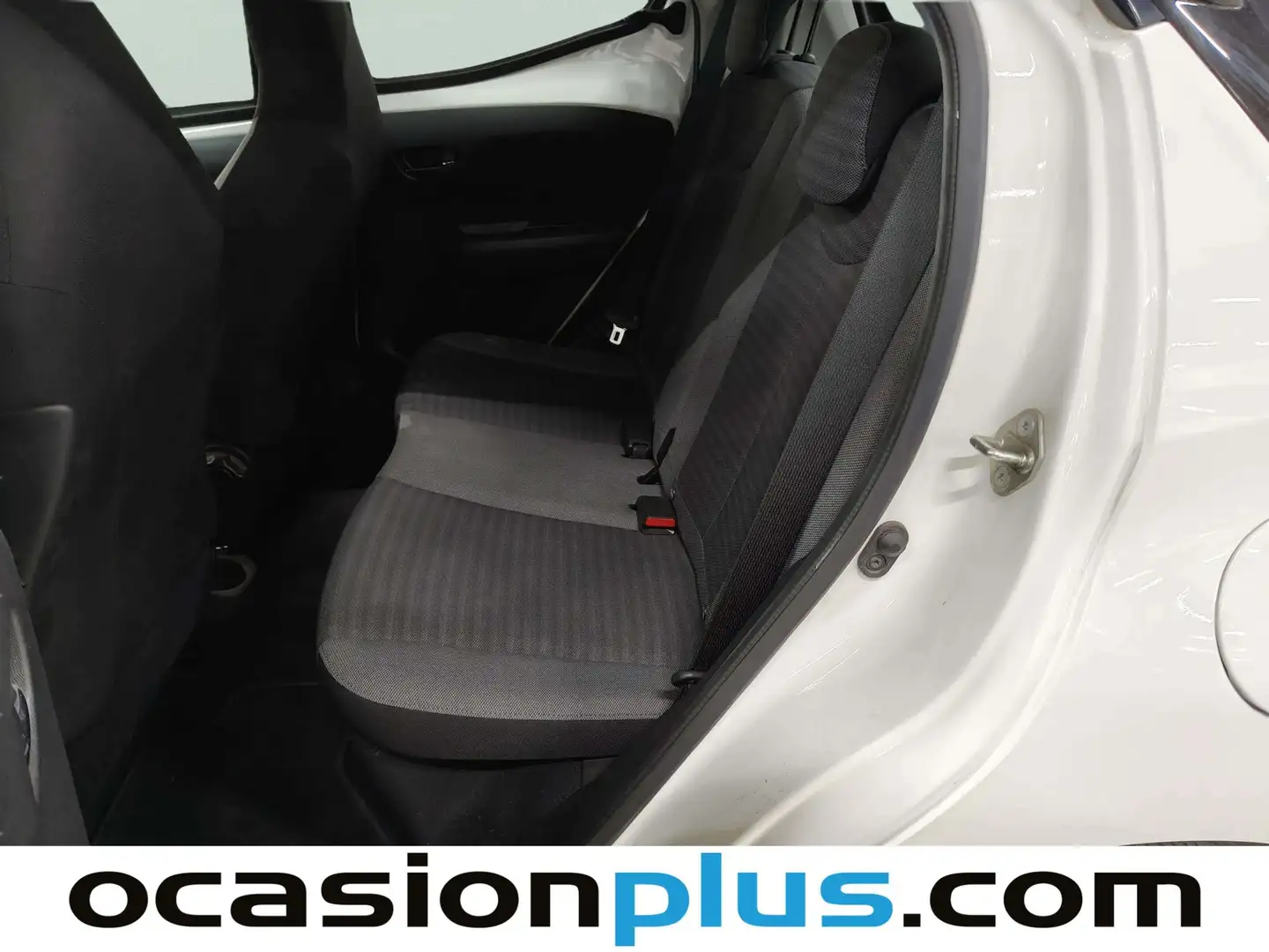 Foto Toyota Aygo Toyota Aygo 1.0 70 x-play (72 CV)