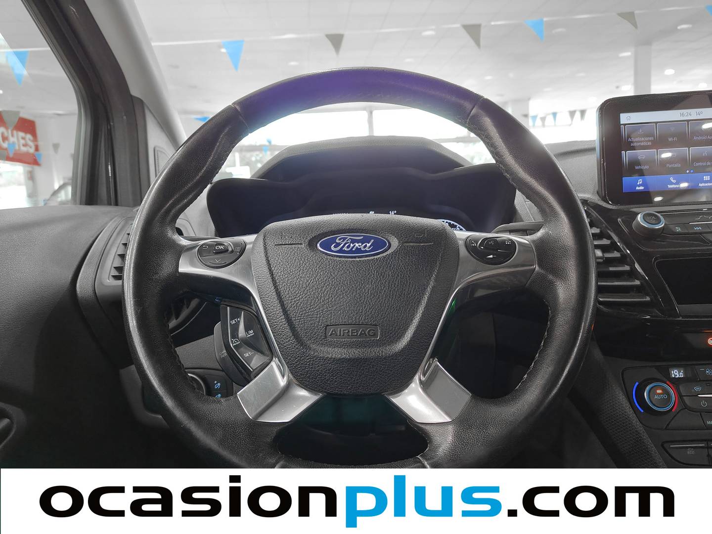 Ford Tourneo Connect Ford Tourneo Connect 1.0 EcoBoost Titanium (100 CV) de segunda mano