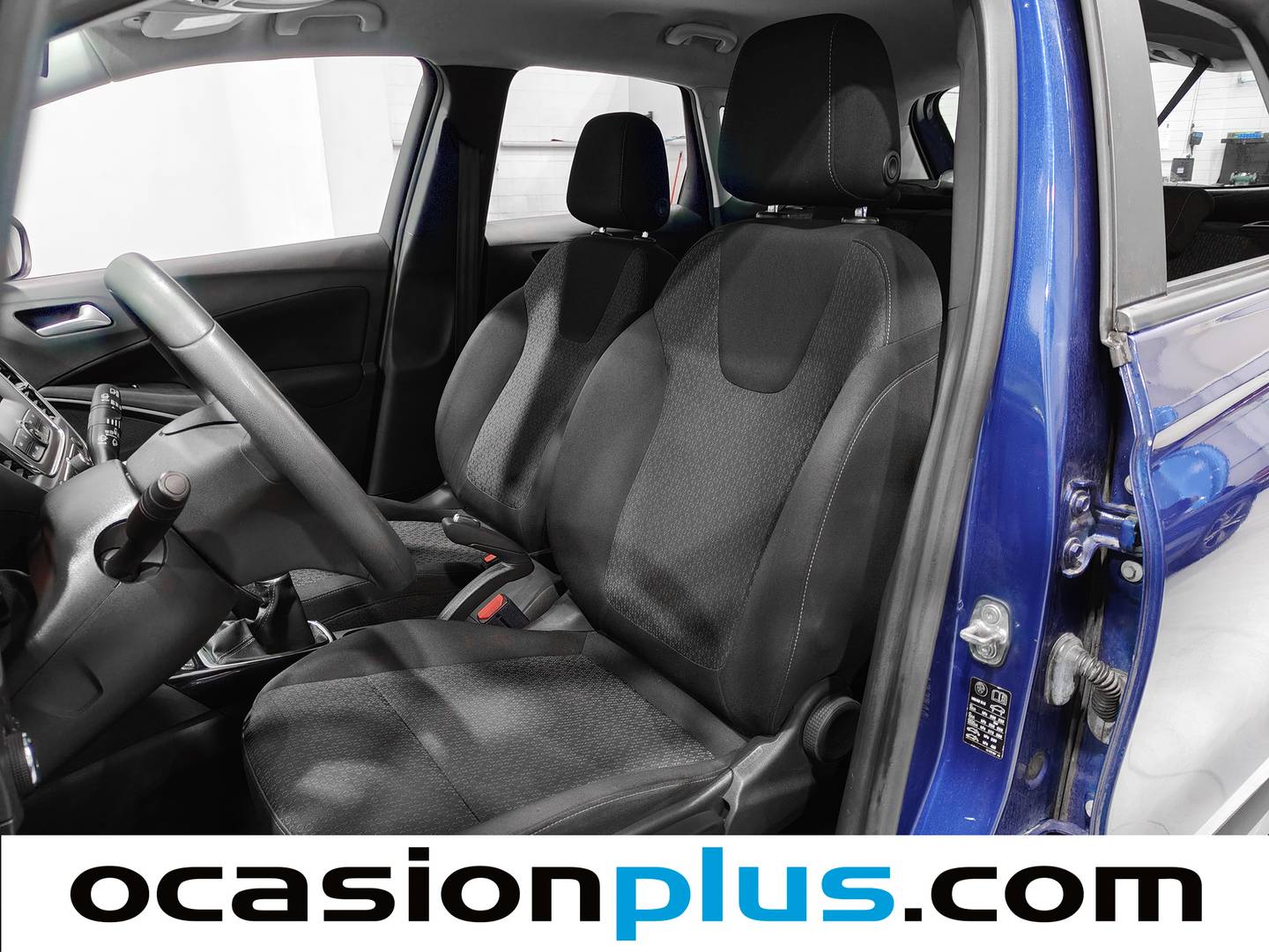 Foto asientos delanteros Opel Crossland Opel Crossland 1.2 Crossland (83 CV)