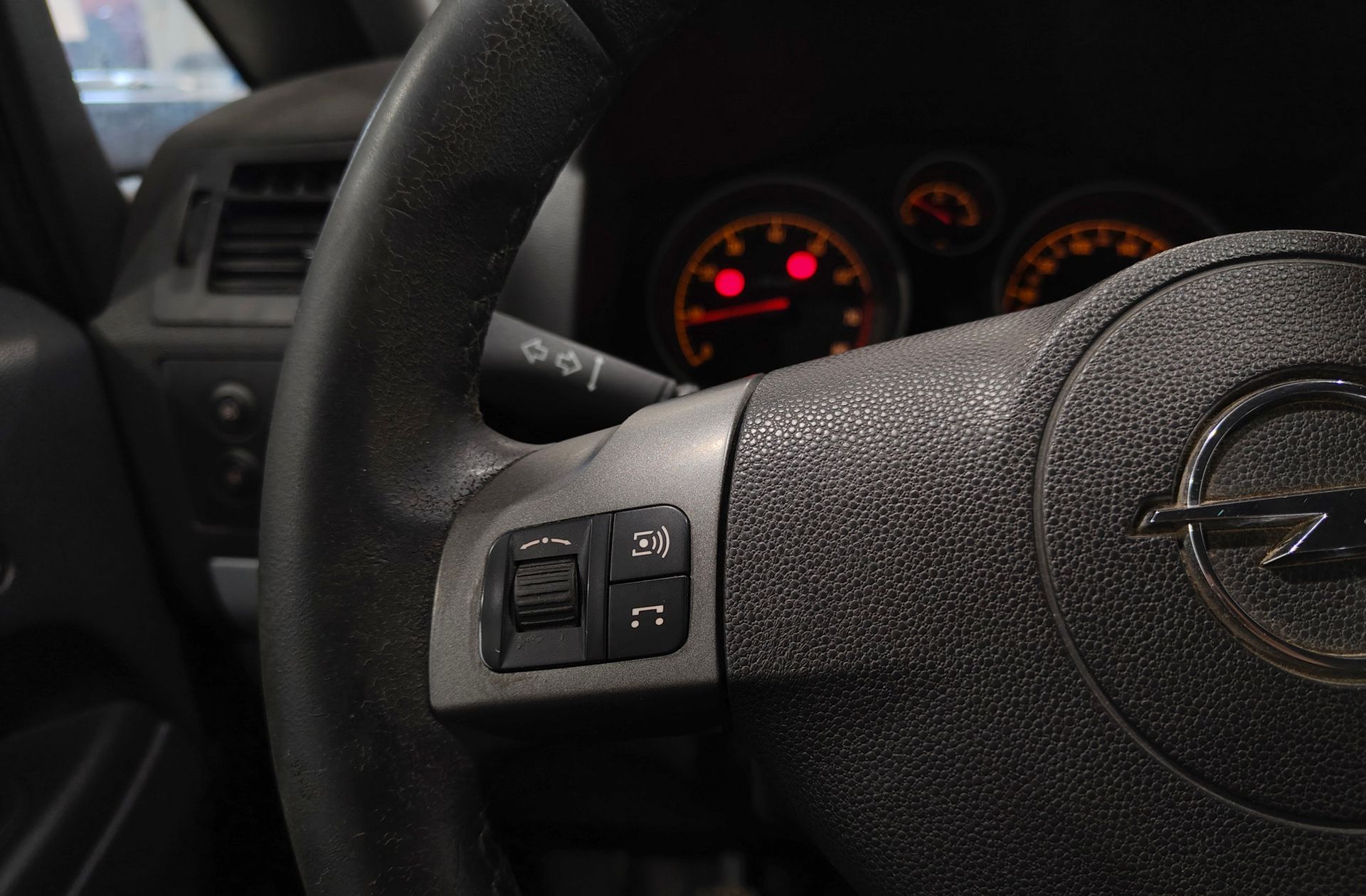 Opel Zafira 1.8 16v Cosmo - foto 22
