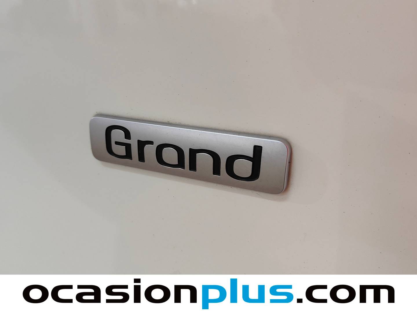 Foto SsangYong Tivoli Grand Ssangyong Tivoli Grand G15T Limited Auto (163 CV)