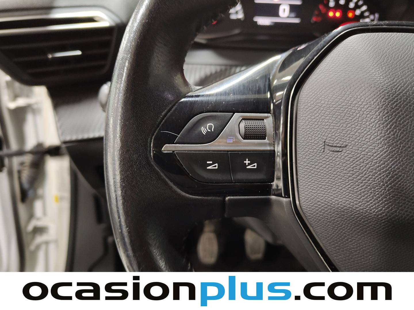 Peugeot 2008 Peugeot 2008 PureTech 130 S&S Allure (130 CV) de segunda mano