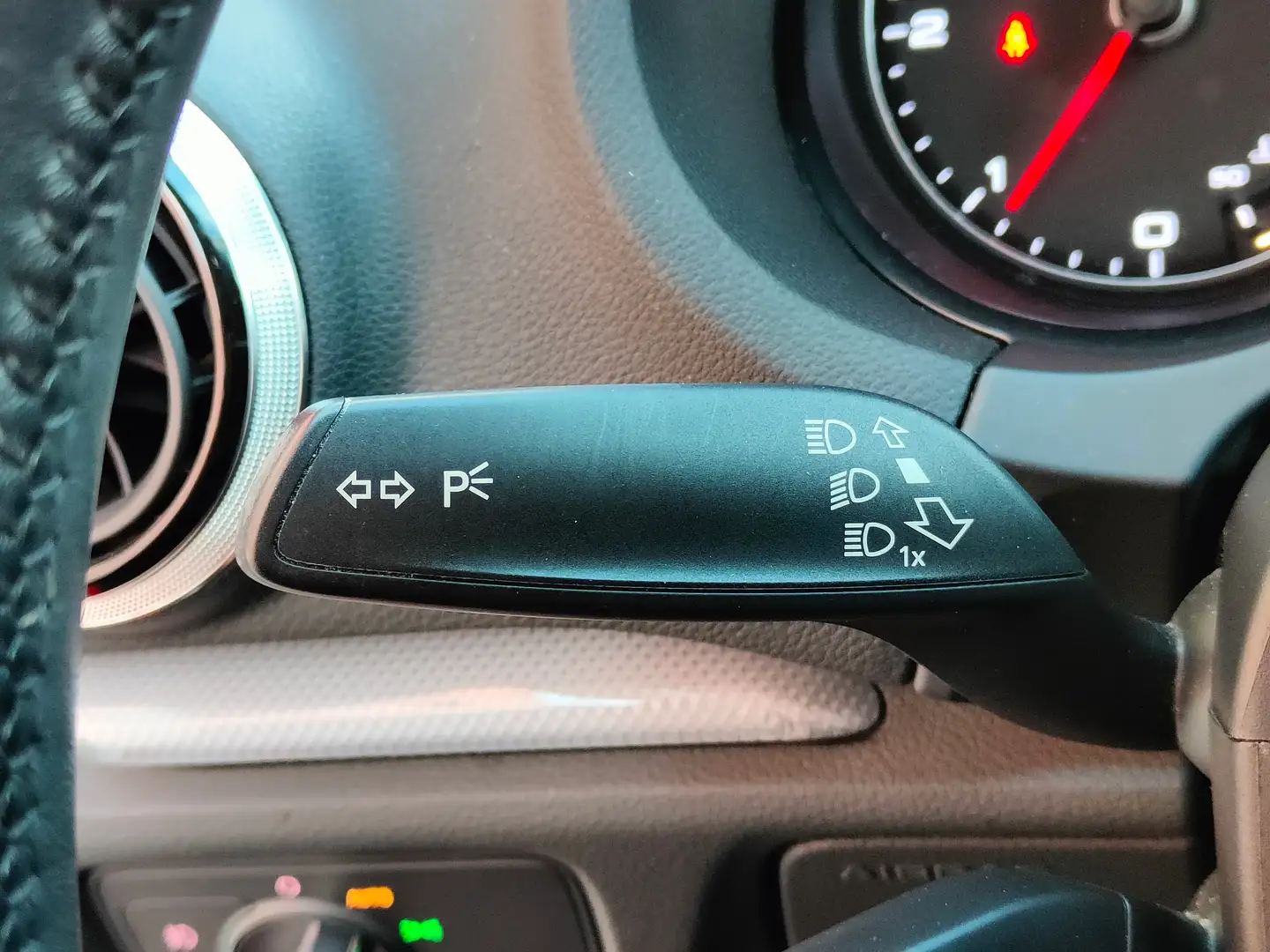 Foto Audi A3 Audi A3 Sportback Advanced 1.6 TDI clean diesel  (110 CV)