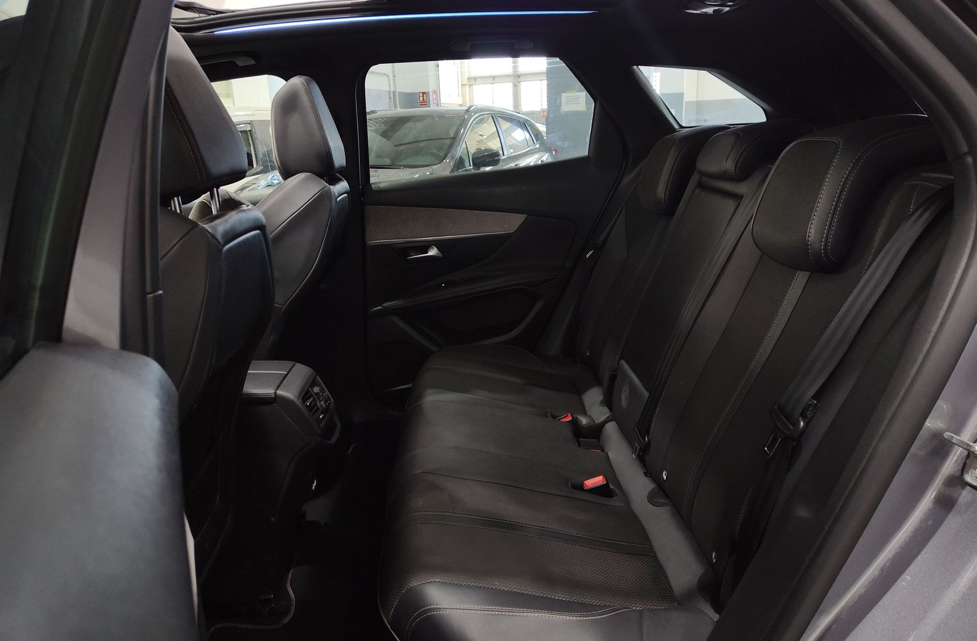 Peugeot 3008 PureTech 130 GT EAT8 - foto 13