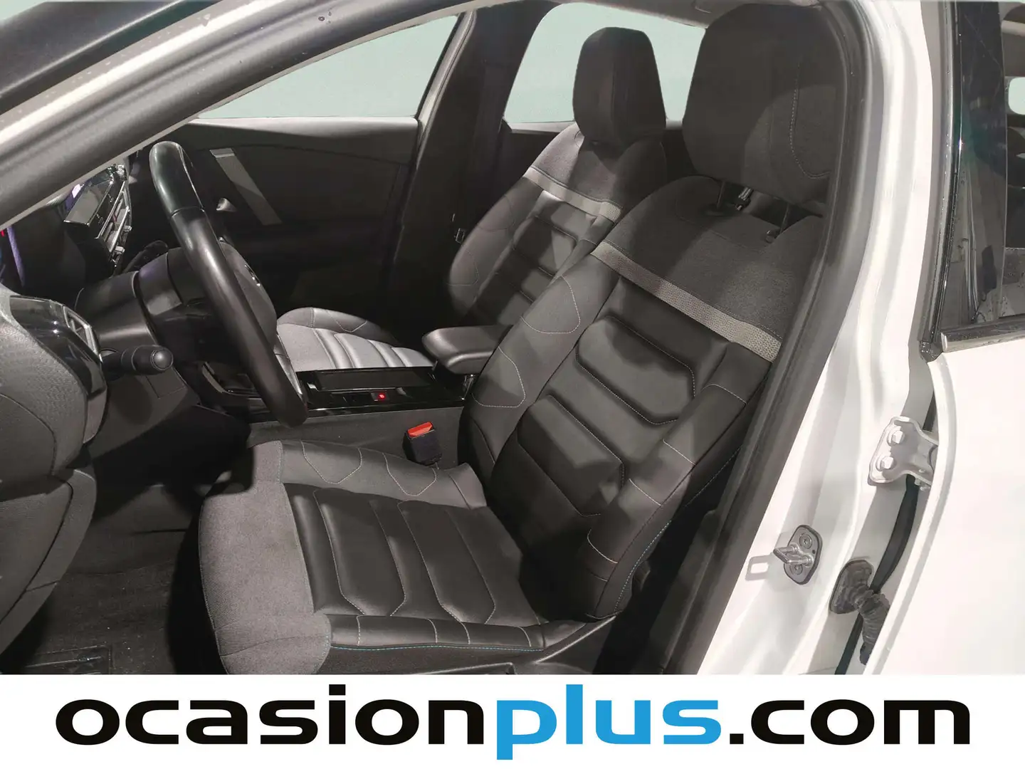 Foto Citroën C4 Citroen C4 PureTech 130 S&S Shine 96 kW (130 CV)