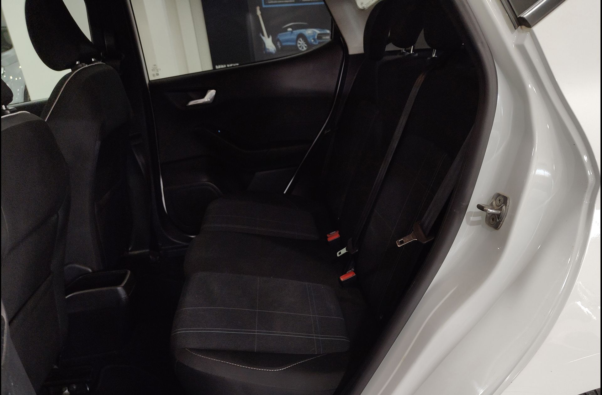 Ford Fiesta 1.0 EcoBoost Trend+ - foto 11
