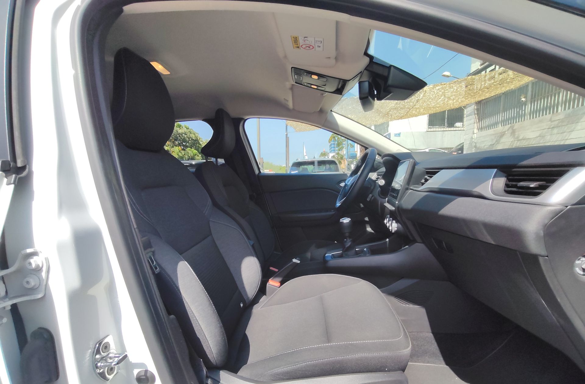 Renault Captur Zen TCe GPF - foto 15