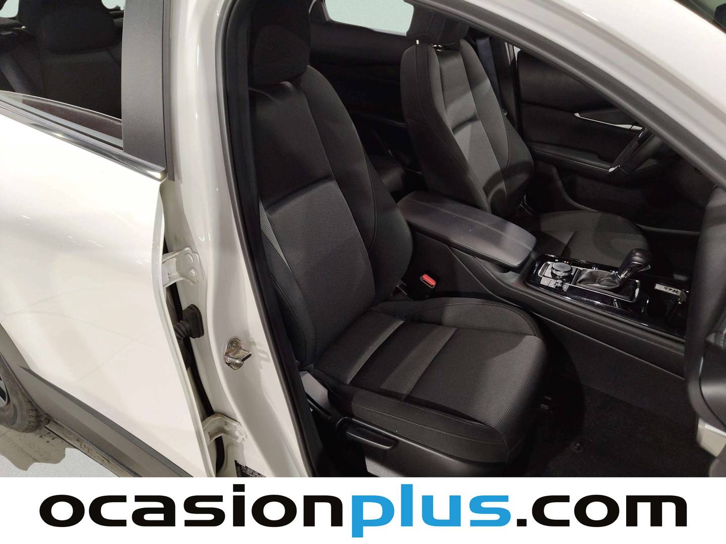 Foto Mazda CX-30 Mazda CX-30 2.5 e-Skyactive G MHEV Prime-Line AT (140 CV)