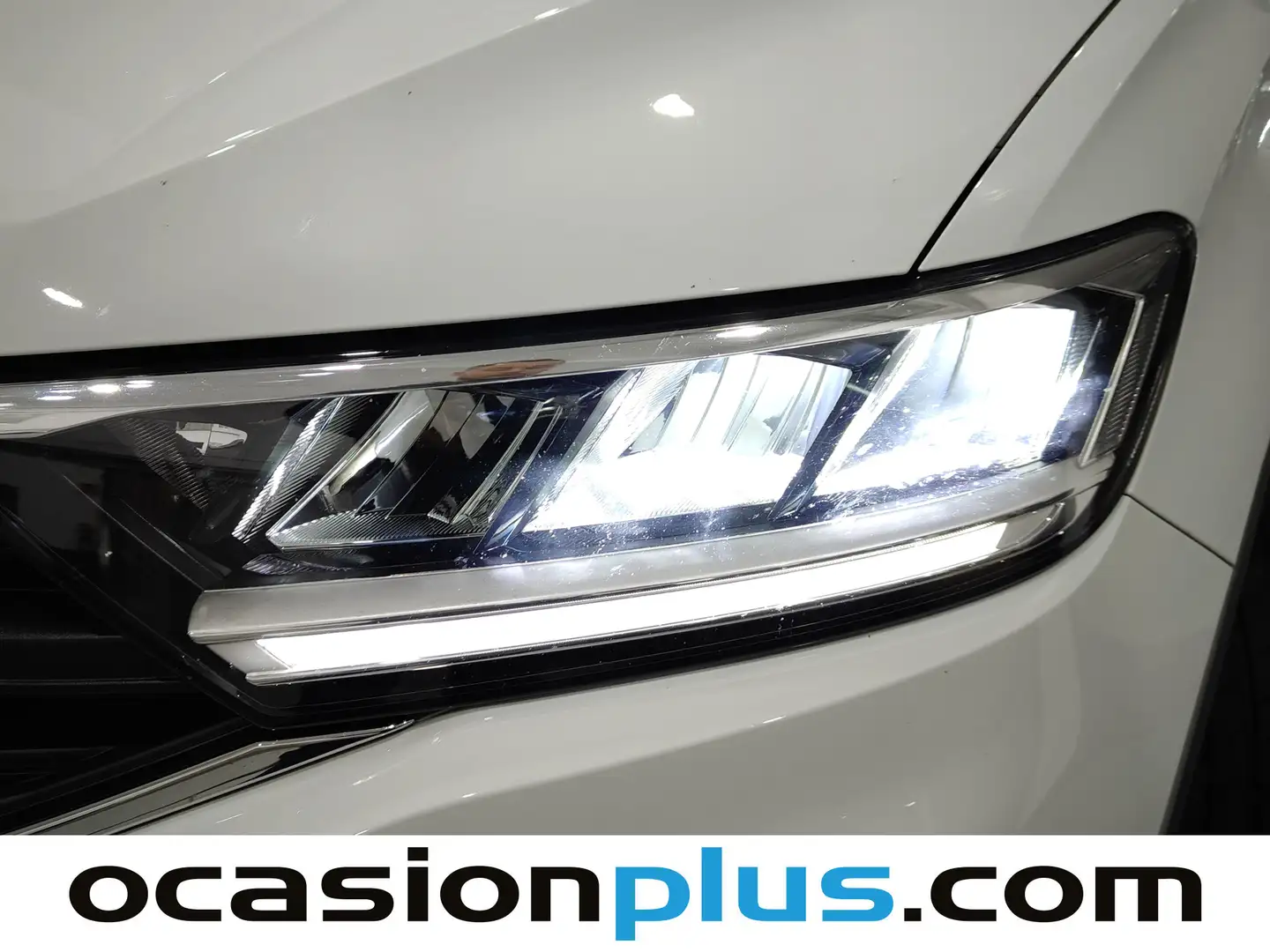 Foto Volkswagen T-Roc Volkswagen T-Roc Life 1.0 TSI (110 CV)