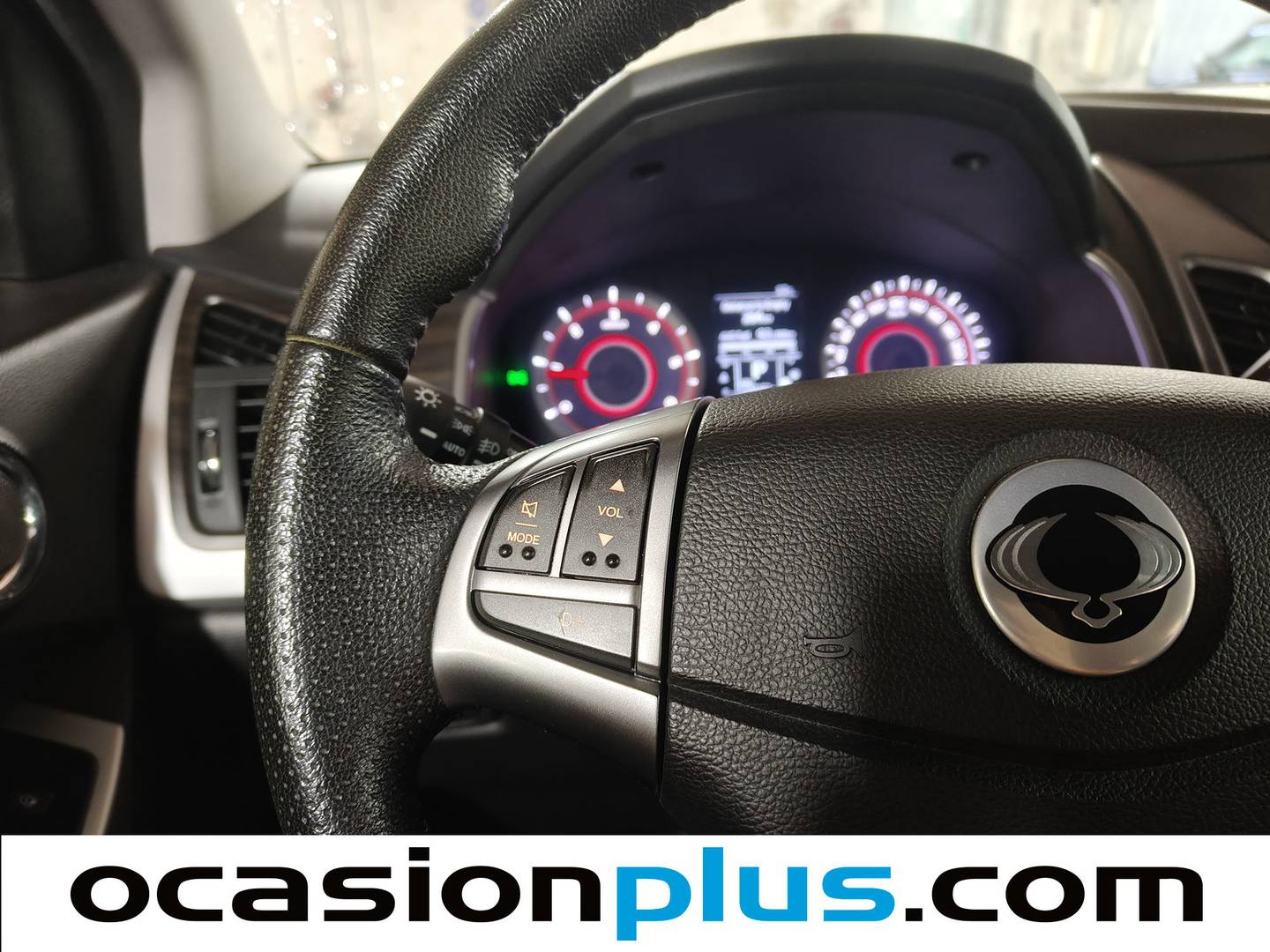 Foto SsangYong Korando Ssangyong Korando D22T Limited 4x4 Auto (178 CV)