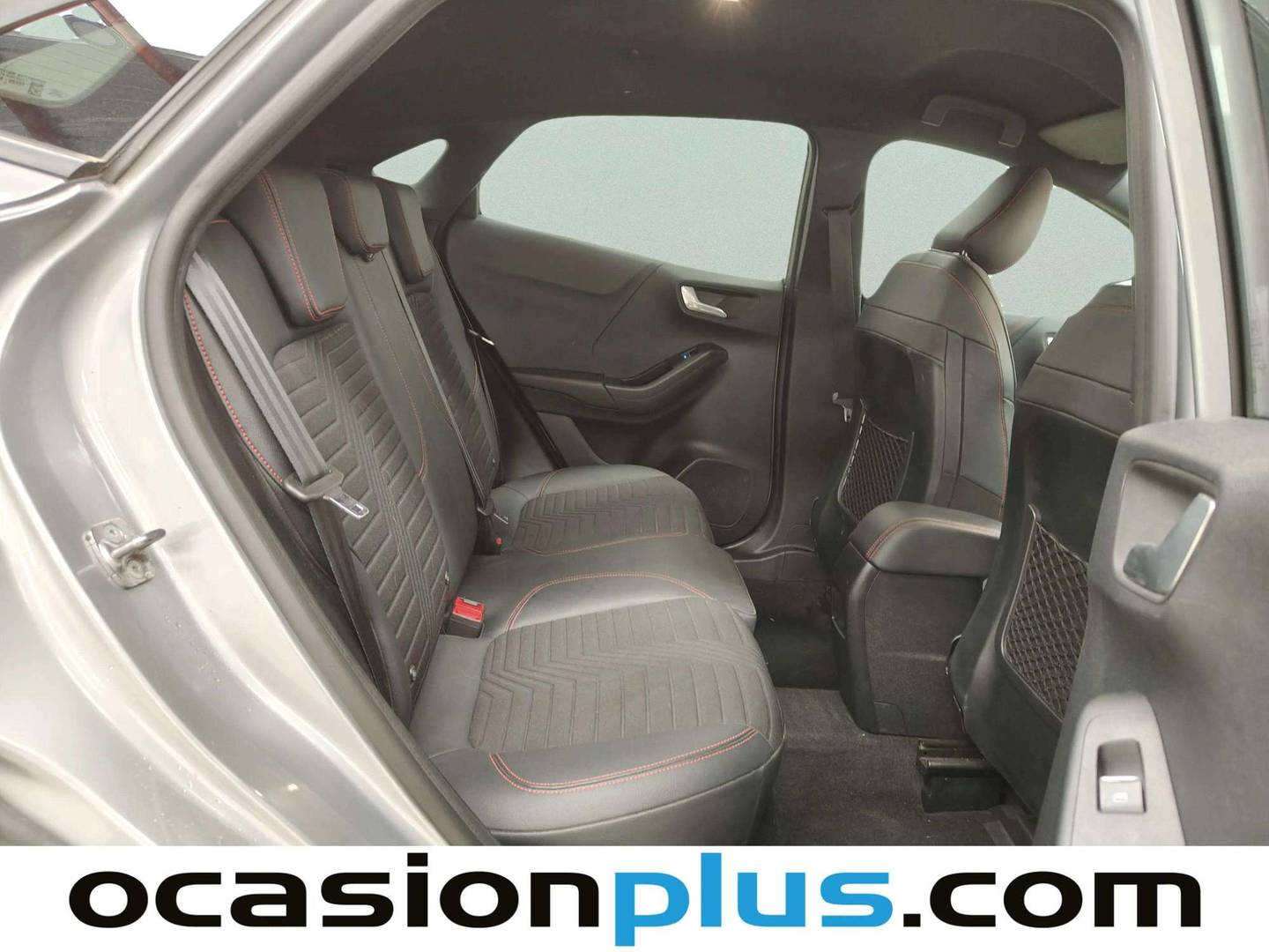 Foto Ford Puma Ford Puma 1.0 EcoBoost MHEV ST-Line X Auto (155 CV)