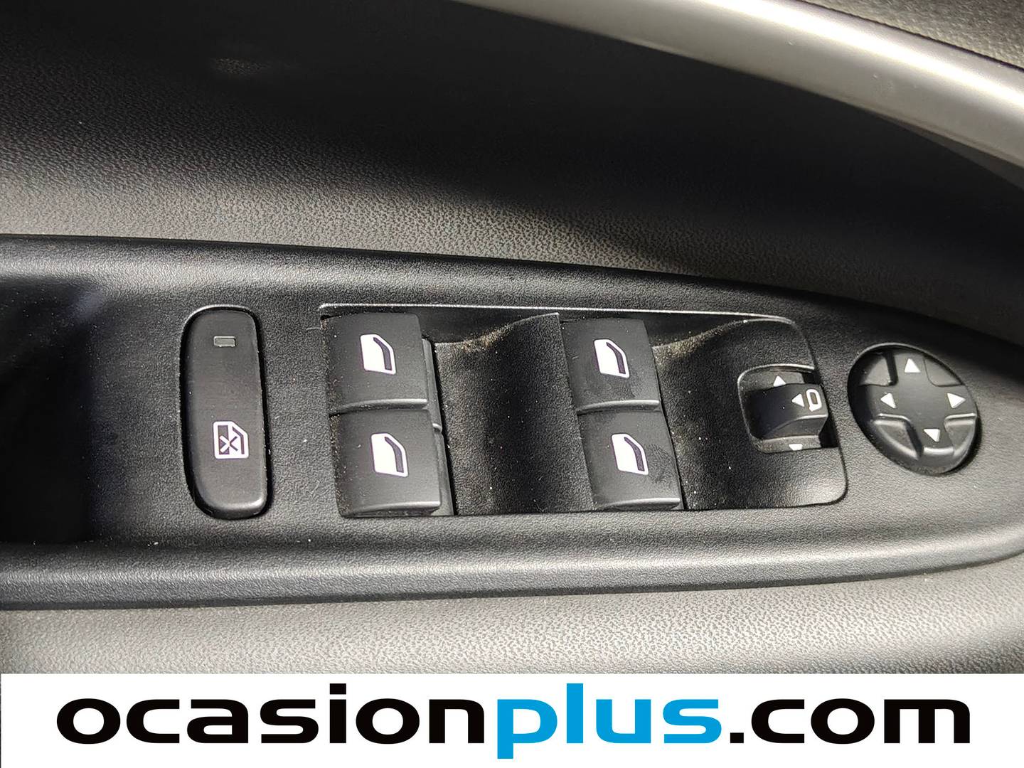 Foto Jeep Avenger Jeep Avenger 1.2 G Summit 74 kW (100 CV)