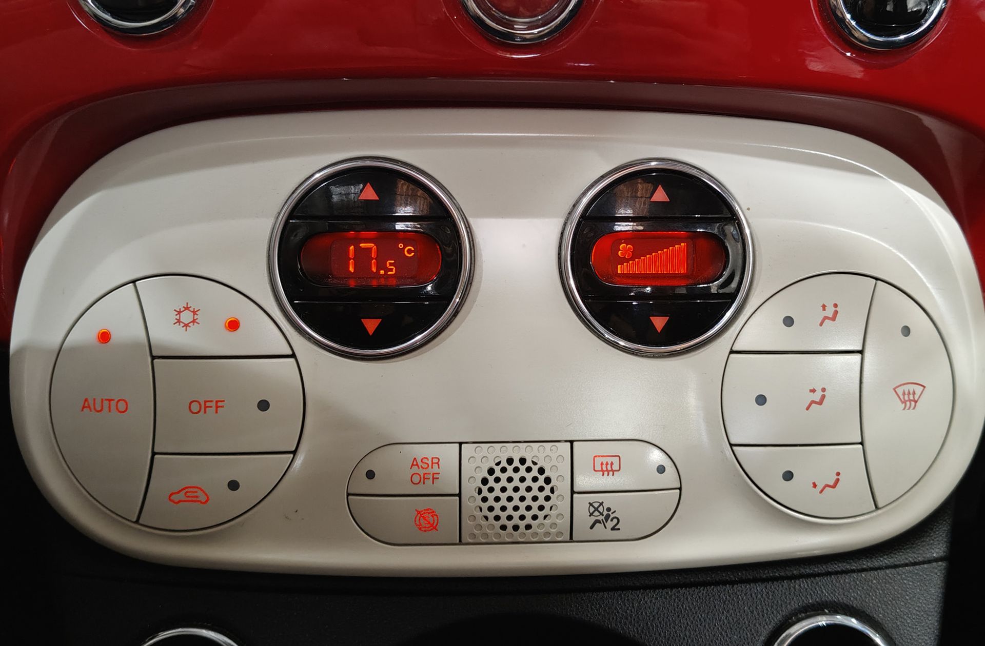 Fiat 500 1.0 Hybrid Dolcevita - foto 32
