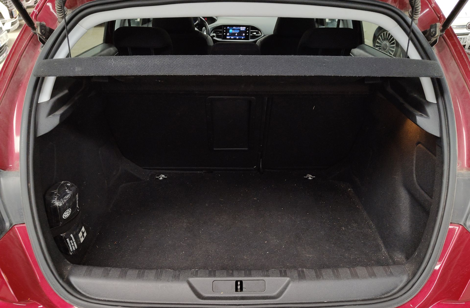 Peugeot 308 Allure Pack BlueHDi - foto 18