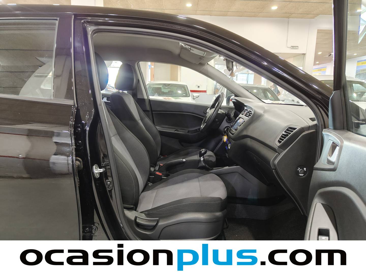 Foto Hyundai i20 Hyundai i20 1.2 MPI Essence (84 CV)