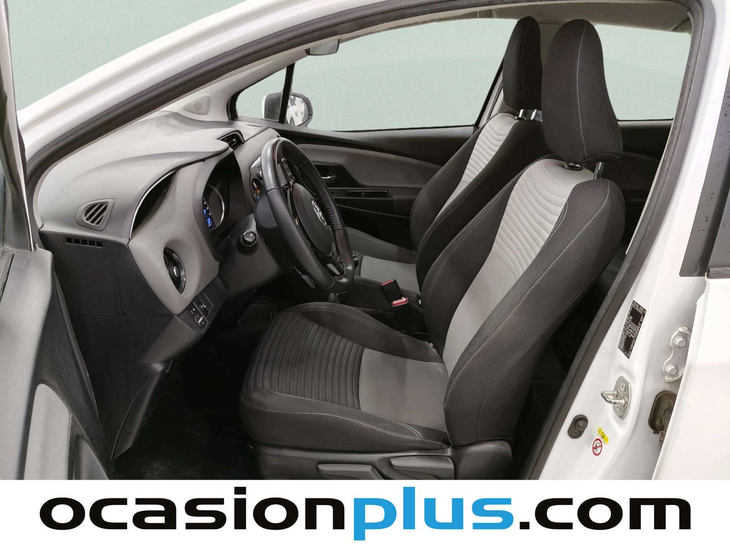 Foto Toyota Yaris Toyota Yaris 1.5 Active (111 CV)