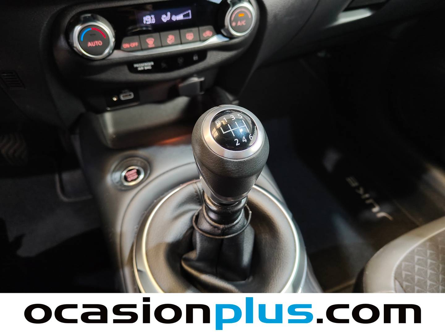 Nissan JUKE Nissan Juke DIG-T N-Connecta 4x2 (114 CV) de segunda mano