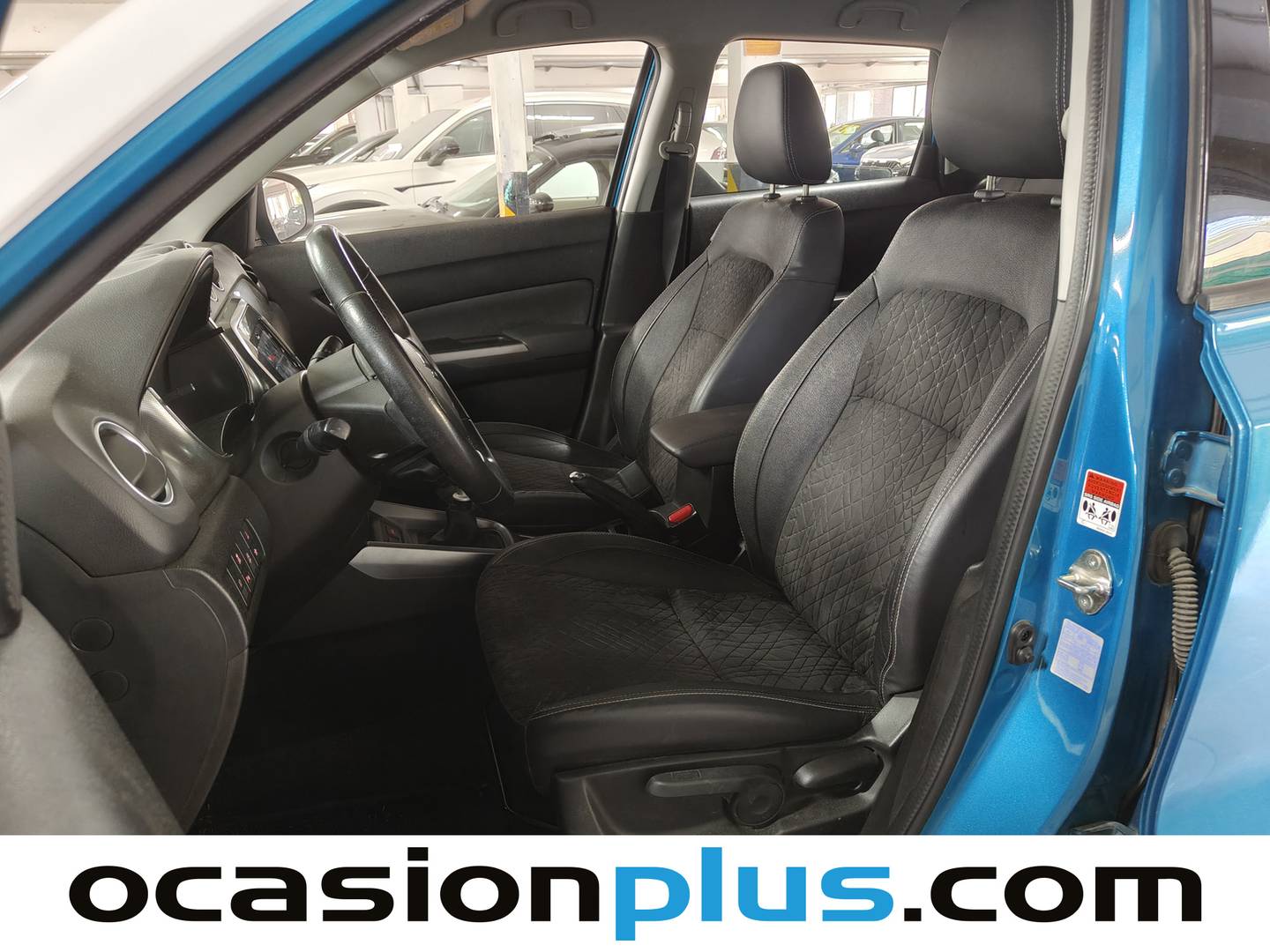Foto asientos delanteros Suzuki Vitara Suzuki Vitara 1.4 T Mild Hybrid GLE (129 CV)