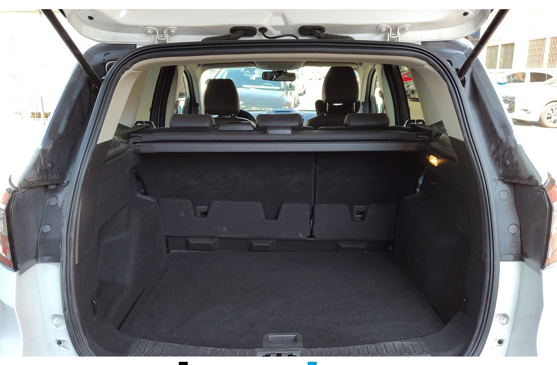 Ford Kuga 1.5 TDCi Titanium 4x2 - foto 18