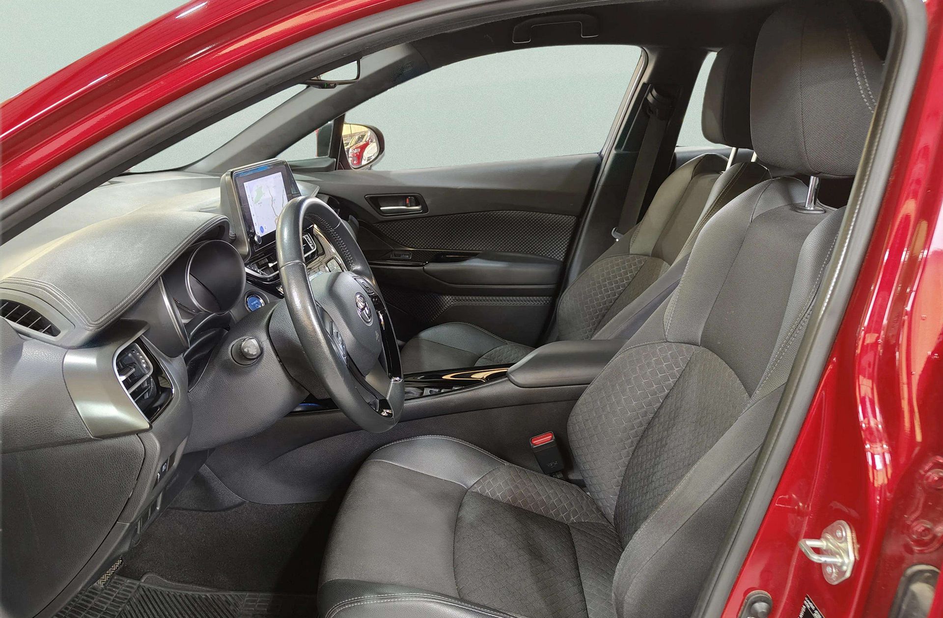Toyota C-HR 1.8 125H Advance - foto 10