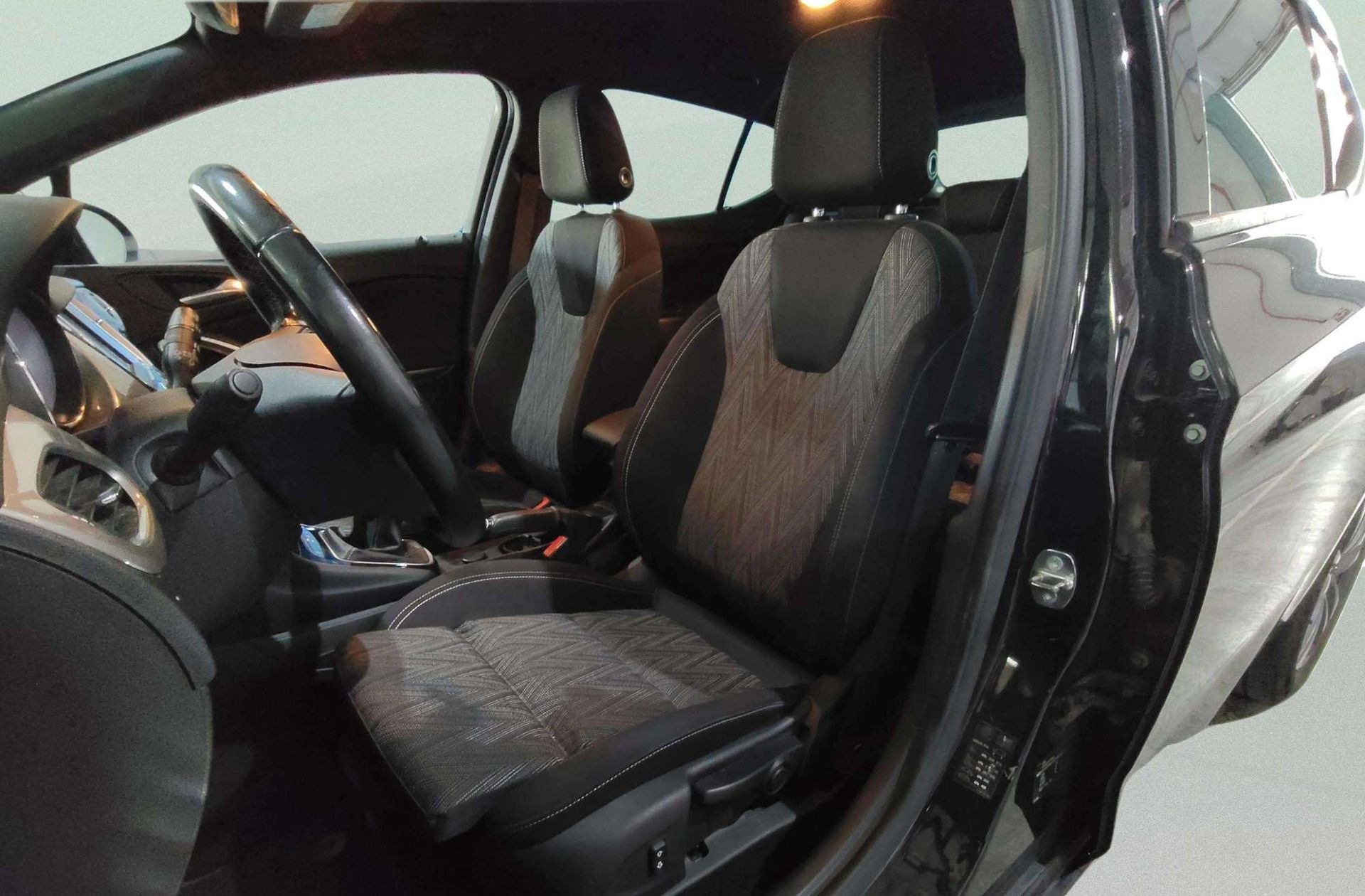 Opel Astra 1.2 Turbo SHL 2020 - foto 13