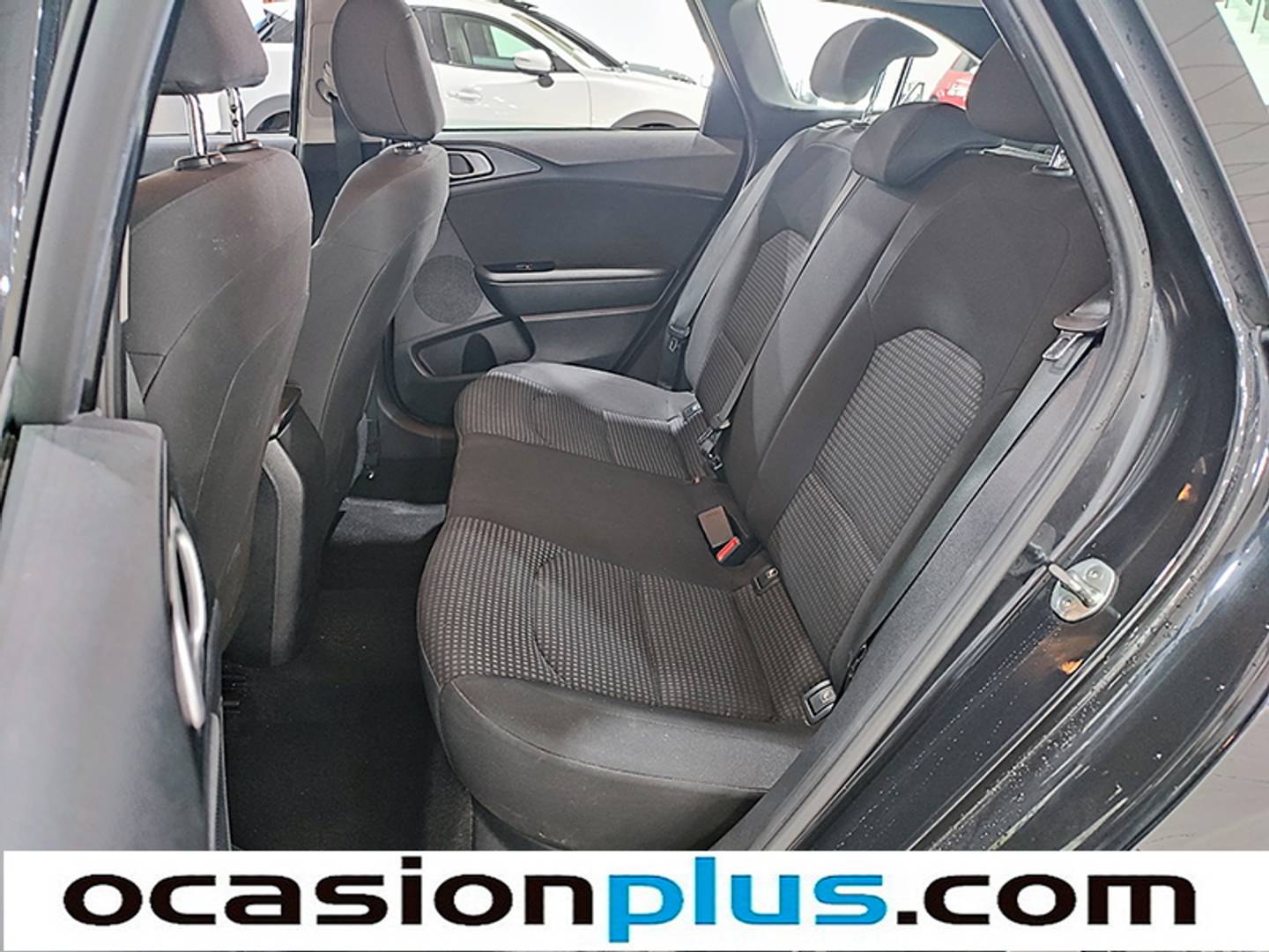 Foto KIA Ceed Tourer Kia Ceed Tourer 1.0 T-GDi Concept (120 CV)