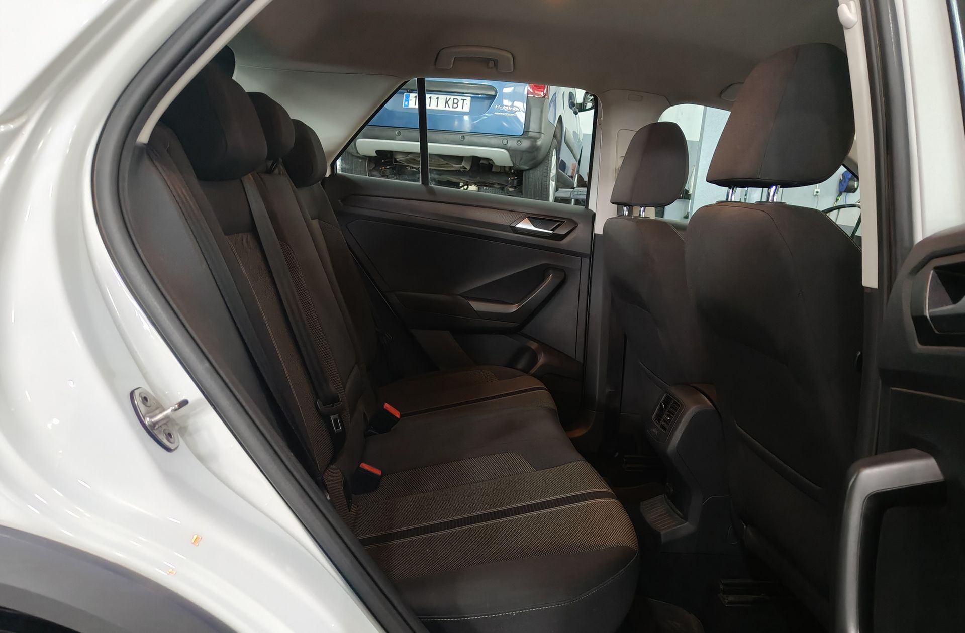 Volkswagen T-Roc Advance 1.0 TSI - foto 15
