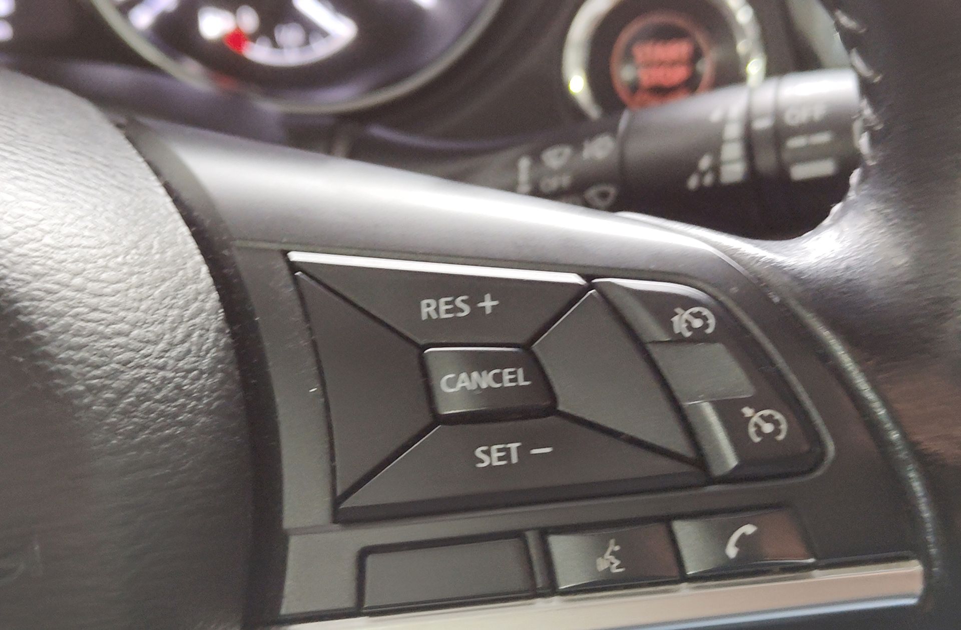Nissan Qashqai DIG-T 140 N-Connecta - foto 24
